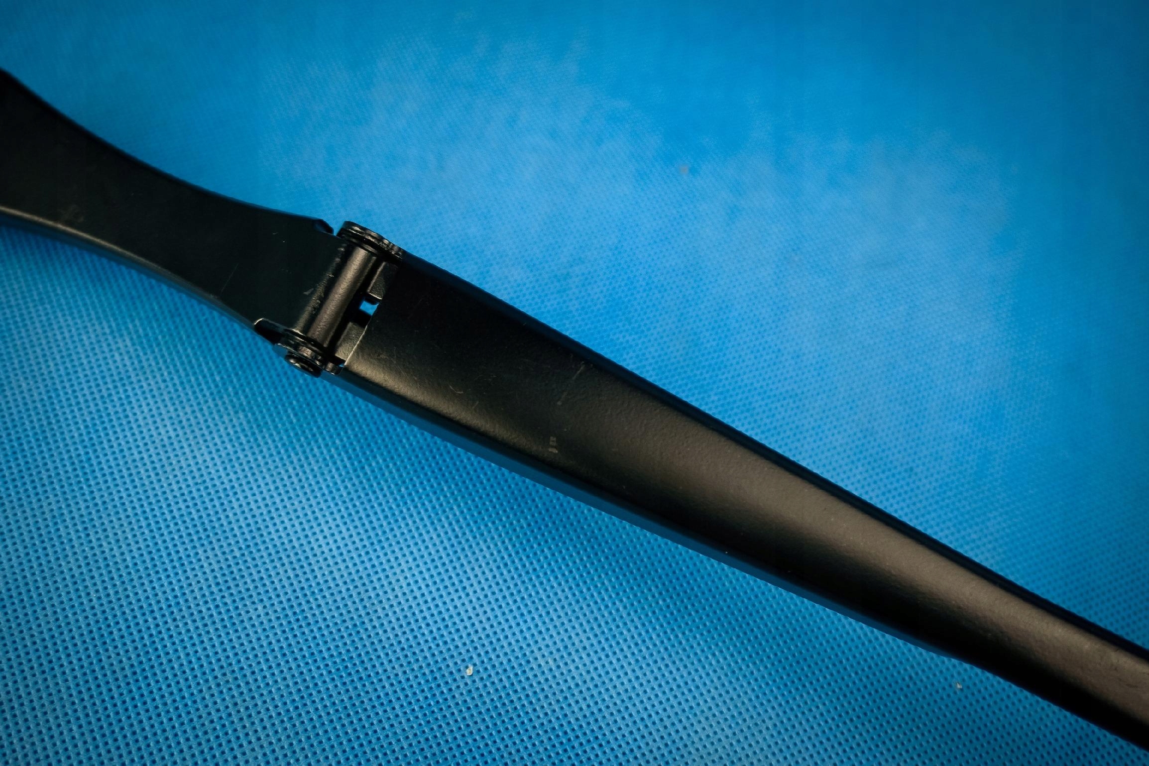 wiper arm pioro Audi A8 4N 4N1955408D