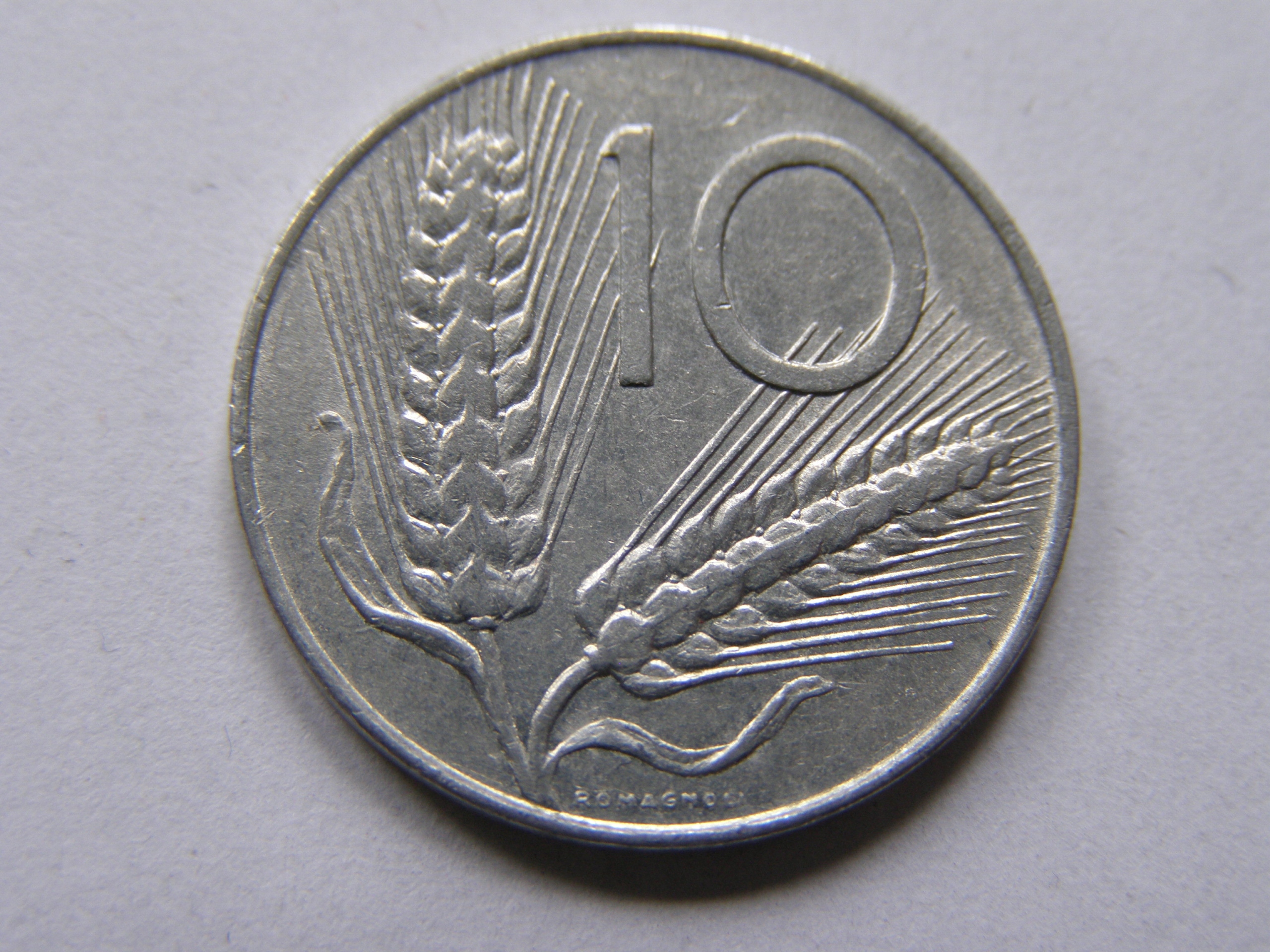 WŁOCHY ITALIA 10 LIRA 1977 ROK !!!!!!!!!!!!!! 0605