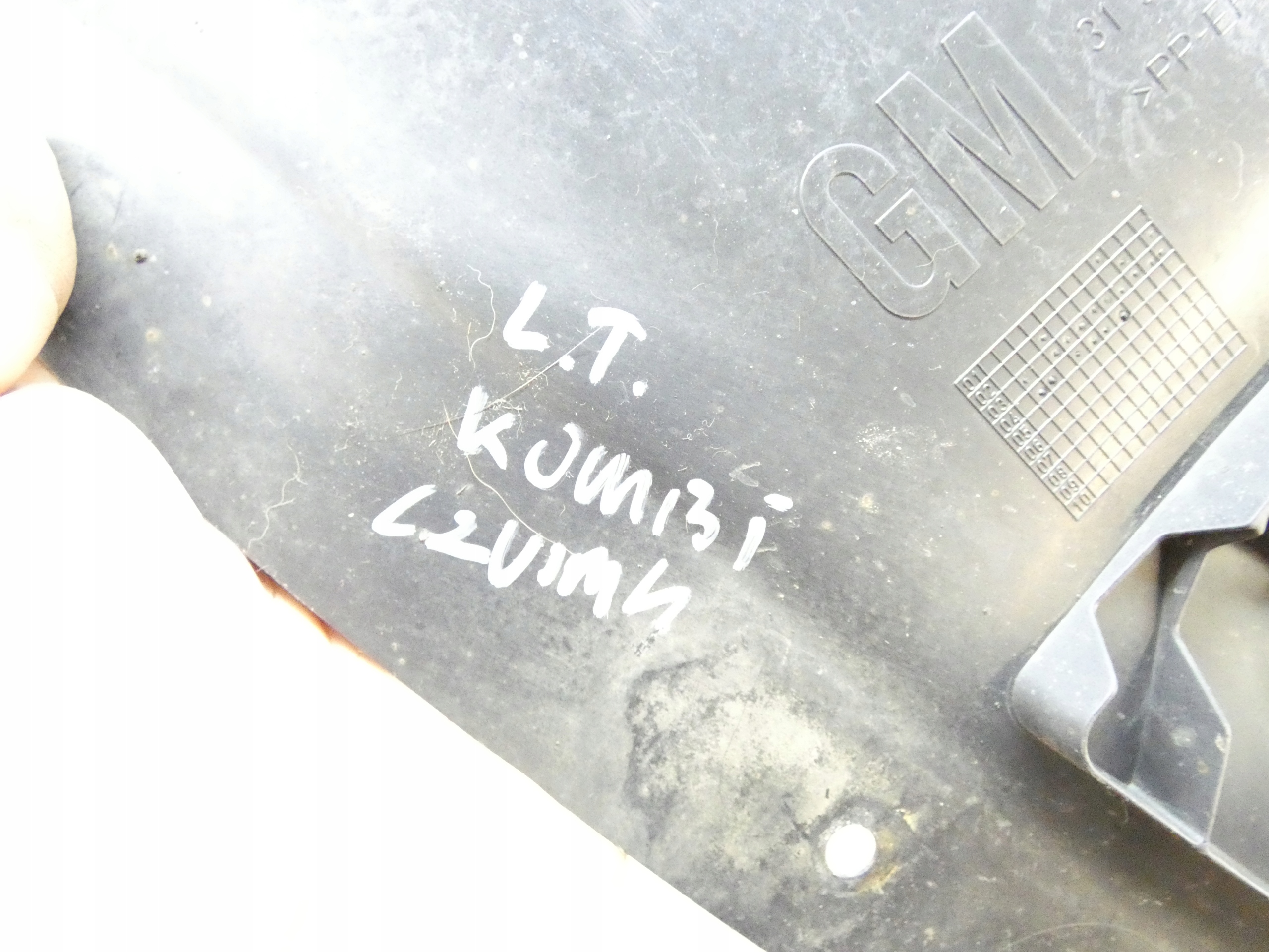 mudguard left rear part OPEL VECTRA C KOMBI 02-08 09180846 sensor original