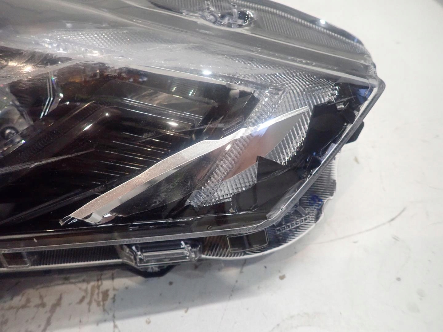 light front right NISSAN MICRA K14 2017- FULL LED