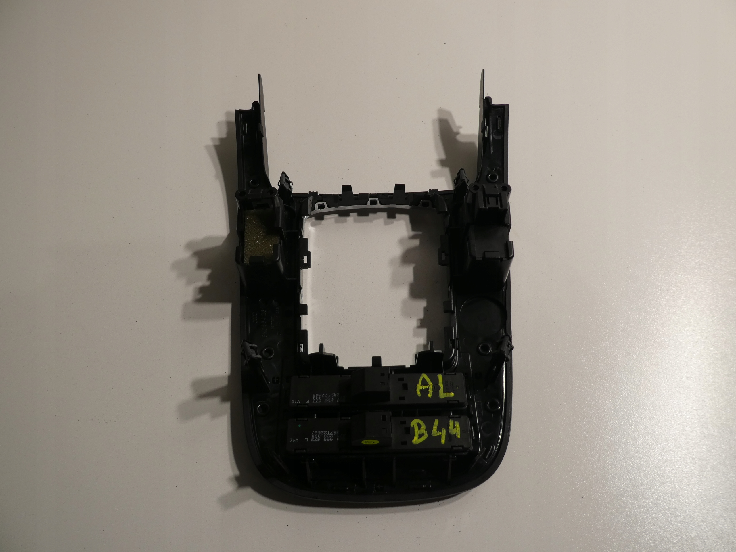 control panel AUDI A4 B8 A5 Q5 8K0864261F