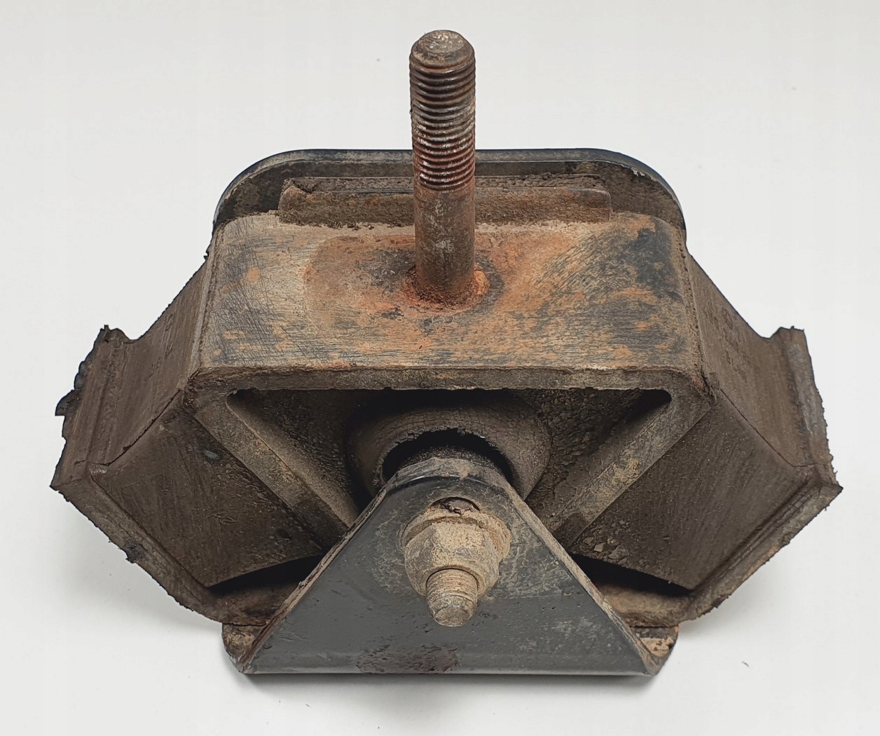 Подушка двигуна MERCEDES G-Class W460 4602406818