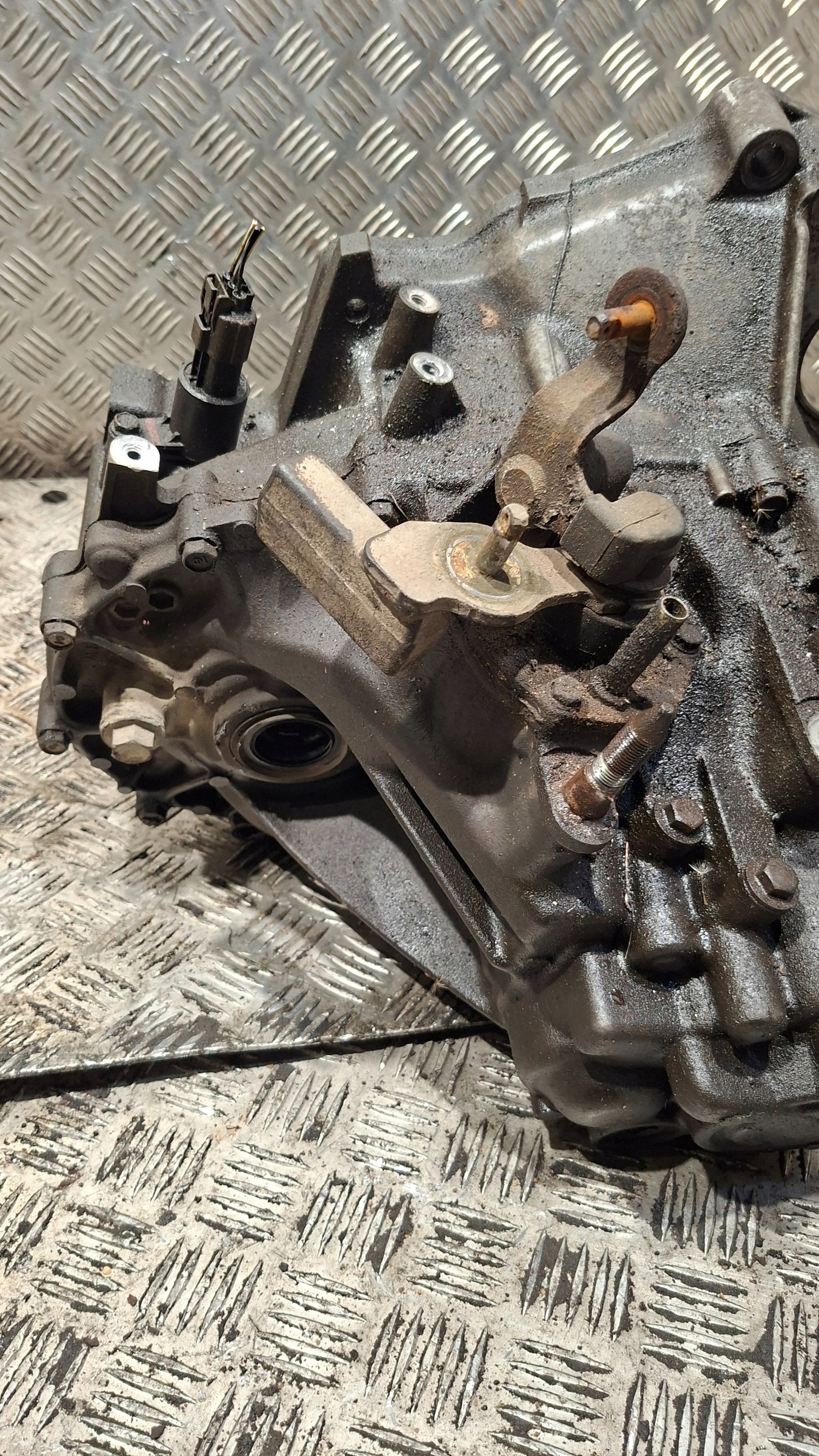 Boîte de vitesses HONDA CIVIC VII 1.4