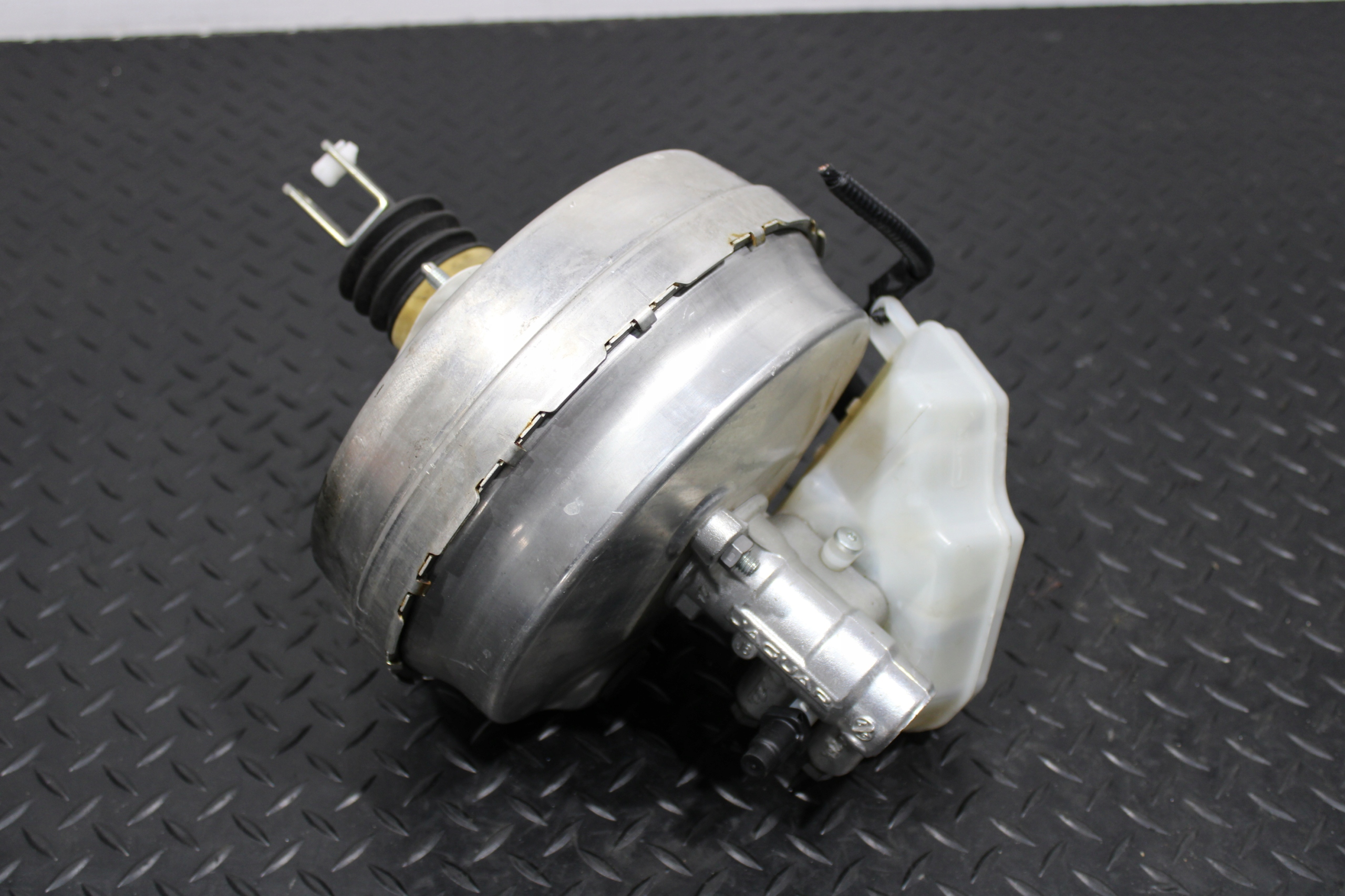 servo Servofreno JAGUAR F-PACE X761 HK83-2B195-AE