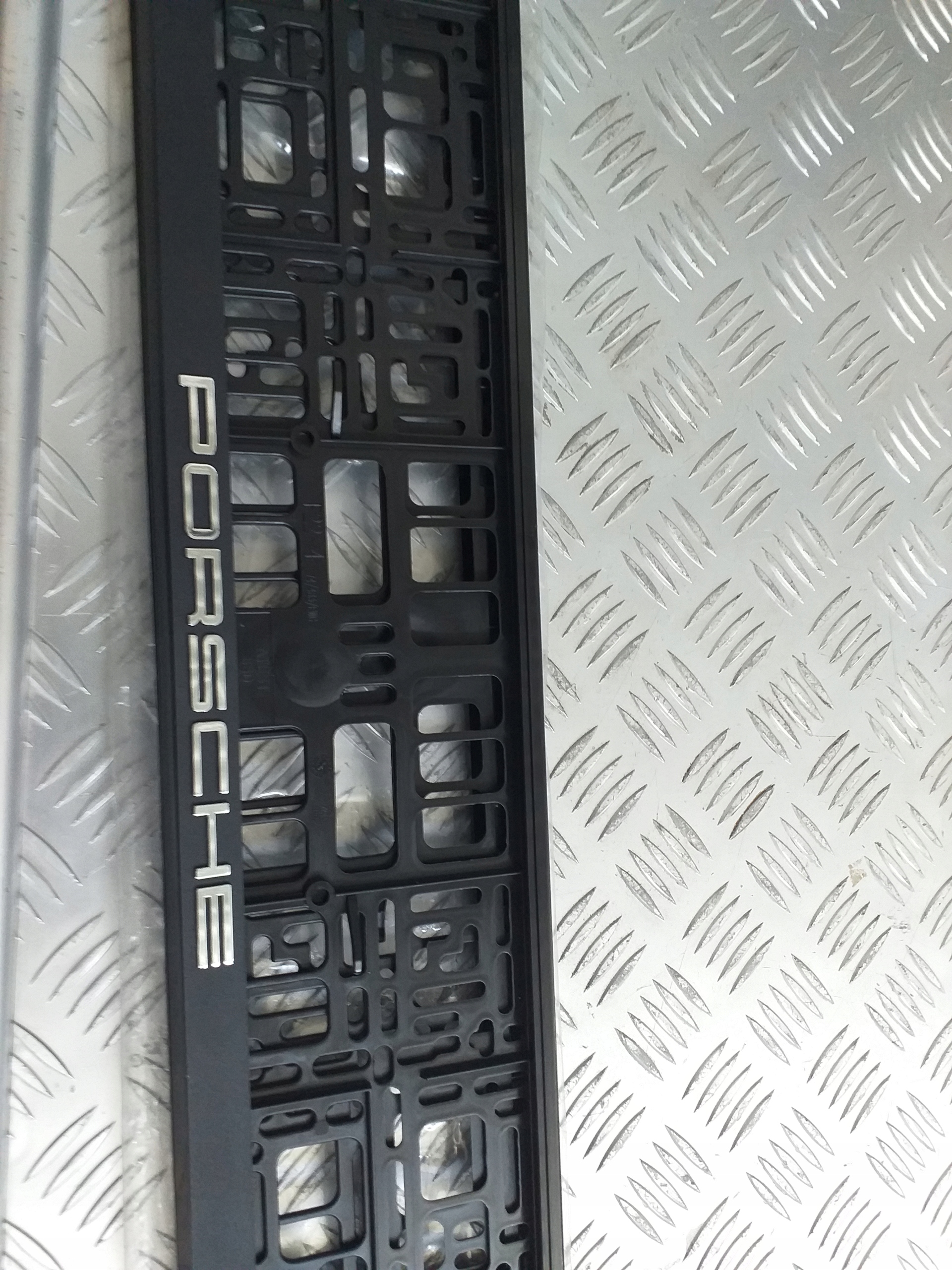 RAMKA REJESTRACYJNA 3D RAMKA REJESTRACJ PORSCHE EAN (GTIN) 5904469528066