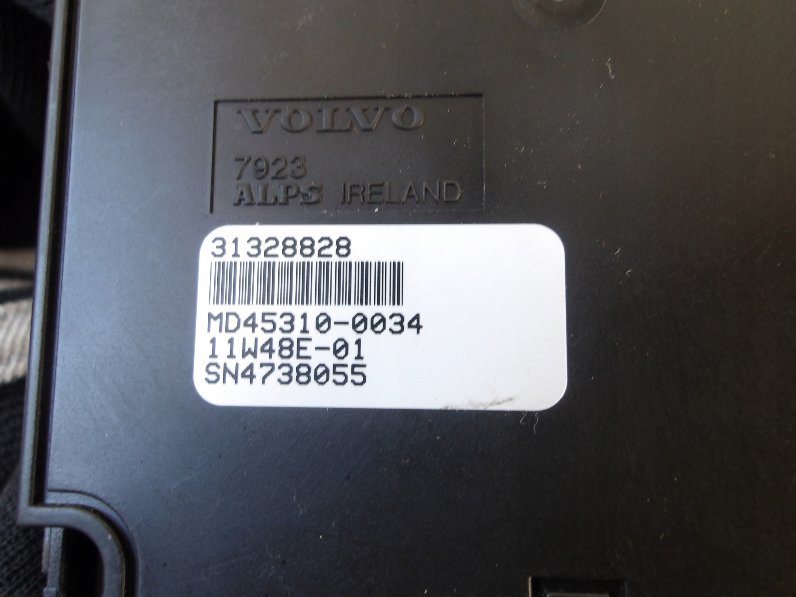 VOLVO V70 III 07-12 display PANEL 31328828 OE