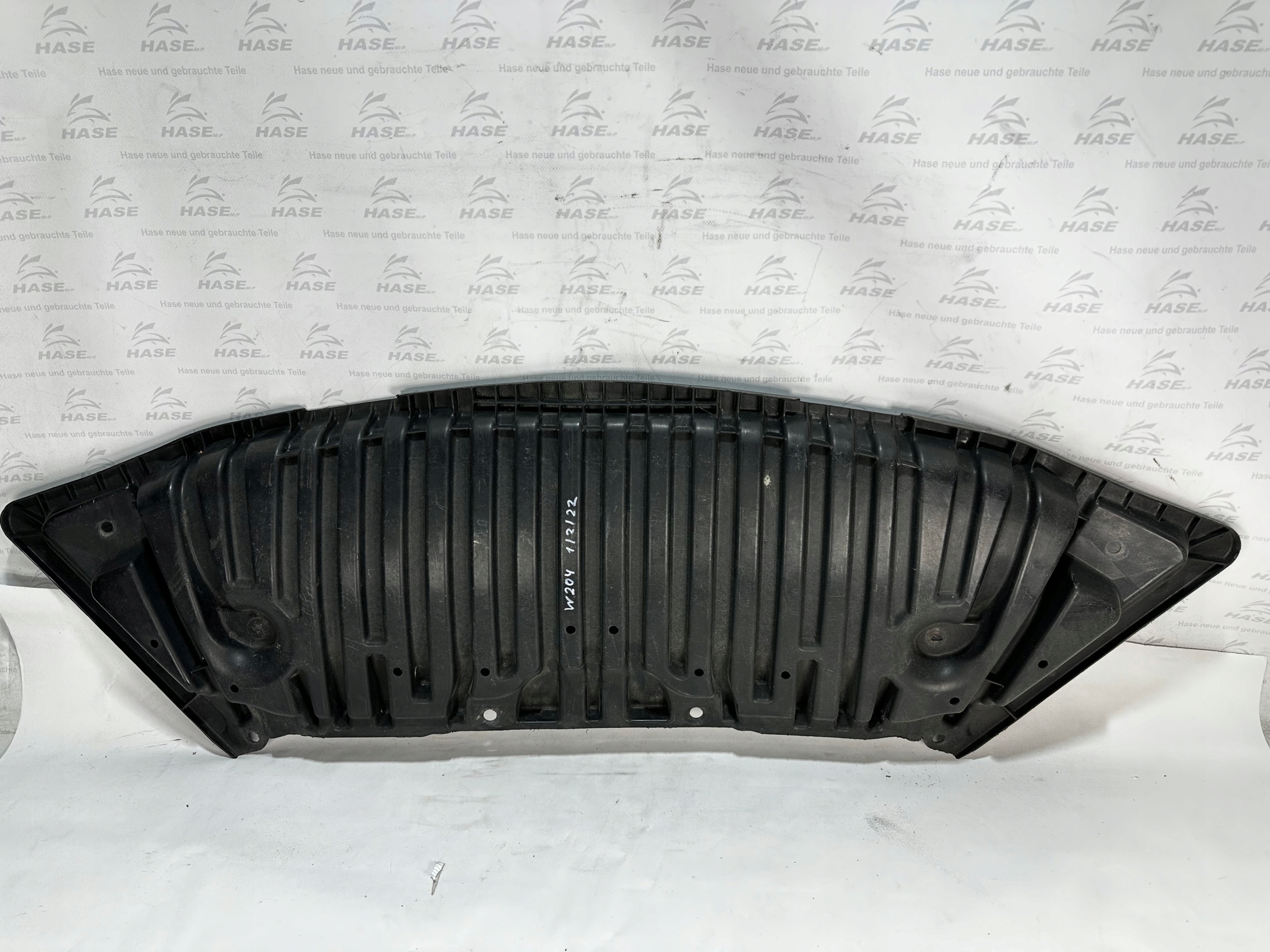 Mercedes C W204 osłona dolna pod zderzak A2045200723