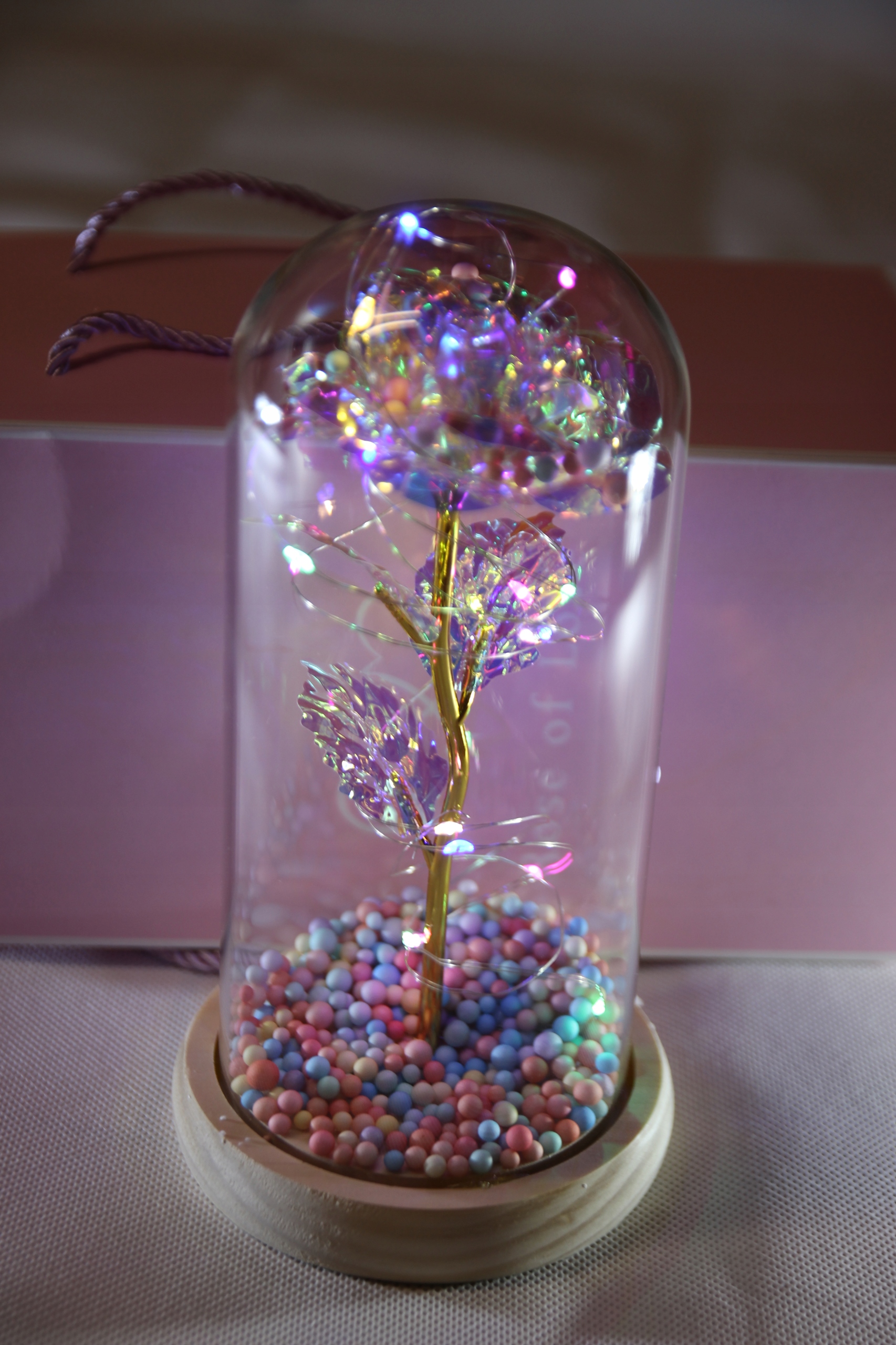 Urodziny RÓŻA W SZKLE PREZENT ŚWIECĄCA LED 22cm Wysokość produktu 22 cm