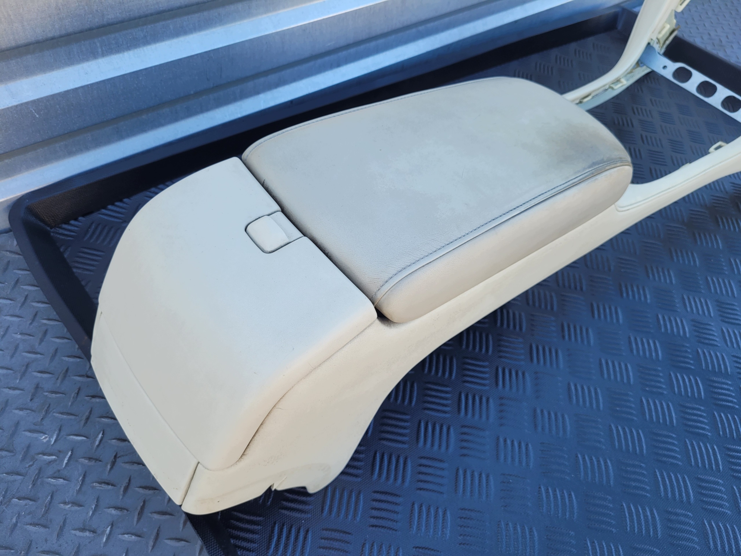 armrest TUNEL central passenger compartment LEXUS SC II 430 SC430
