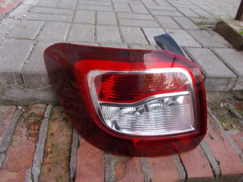 DACIA SANDERO II 2 2012-2016 LEWA TYLNA LAMPA ORYGINAŁ 265550577R