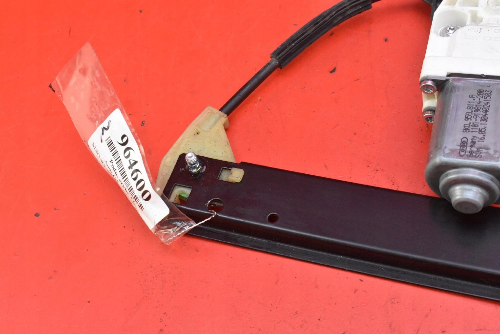 window regulator left rear part 8R0839461D AUDI Q5 8R LIFT 12-17