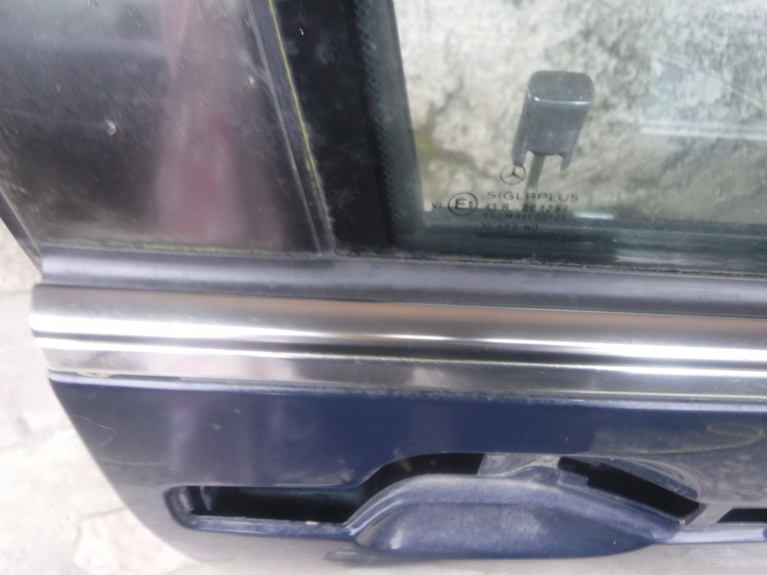 mercedes w140 moulding door right front dust