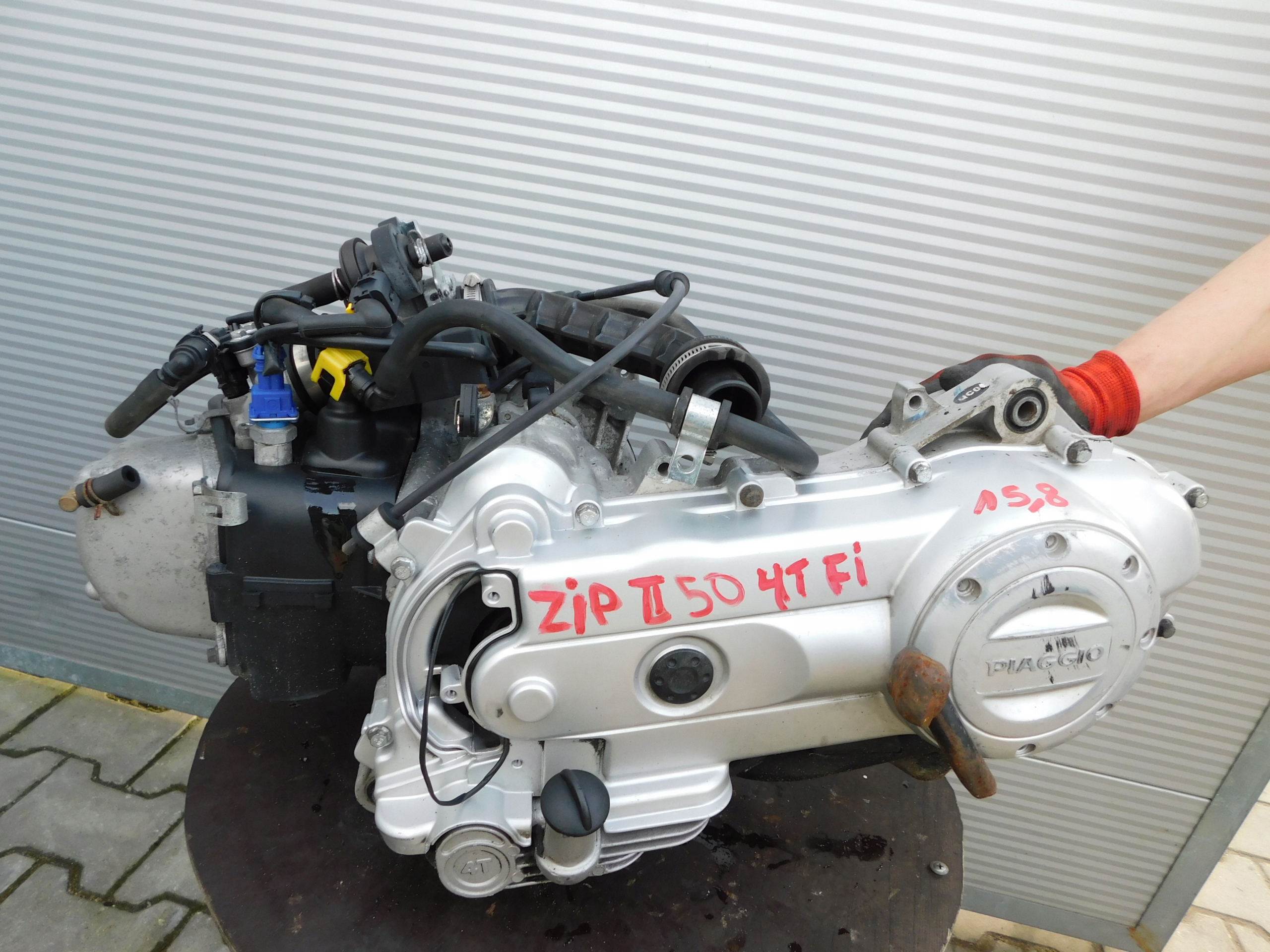 PIAGGIO ZIP II 50 4T FI SILNIK