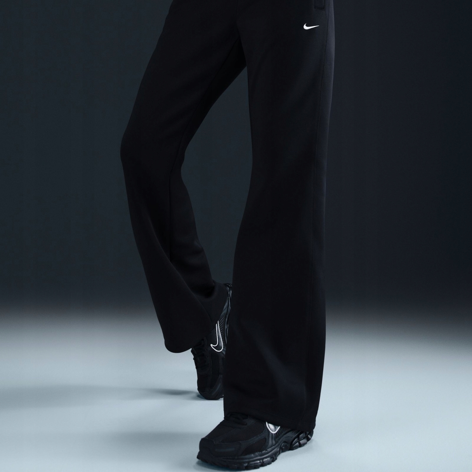 Dámské tepláky Nike Sportswear Windrunner
