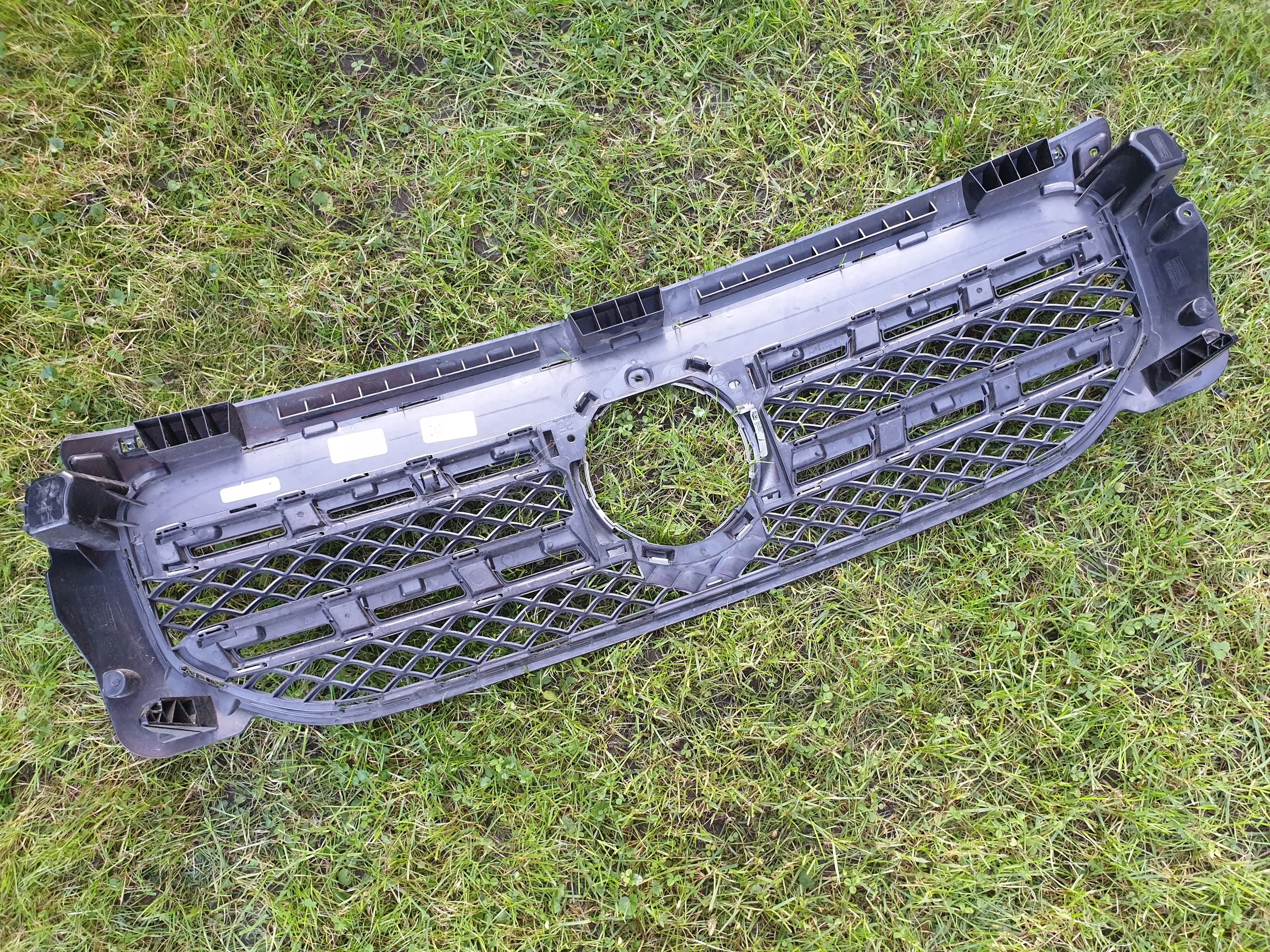 MERCEDES GLB X247 19- grill atrapa BDB Producent części Mercedes-Benz OE
