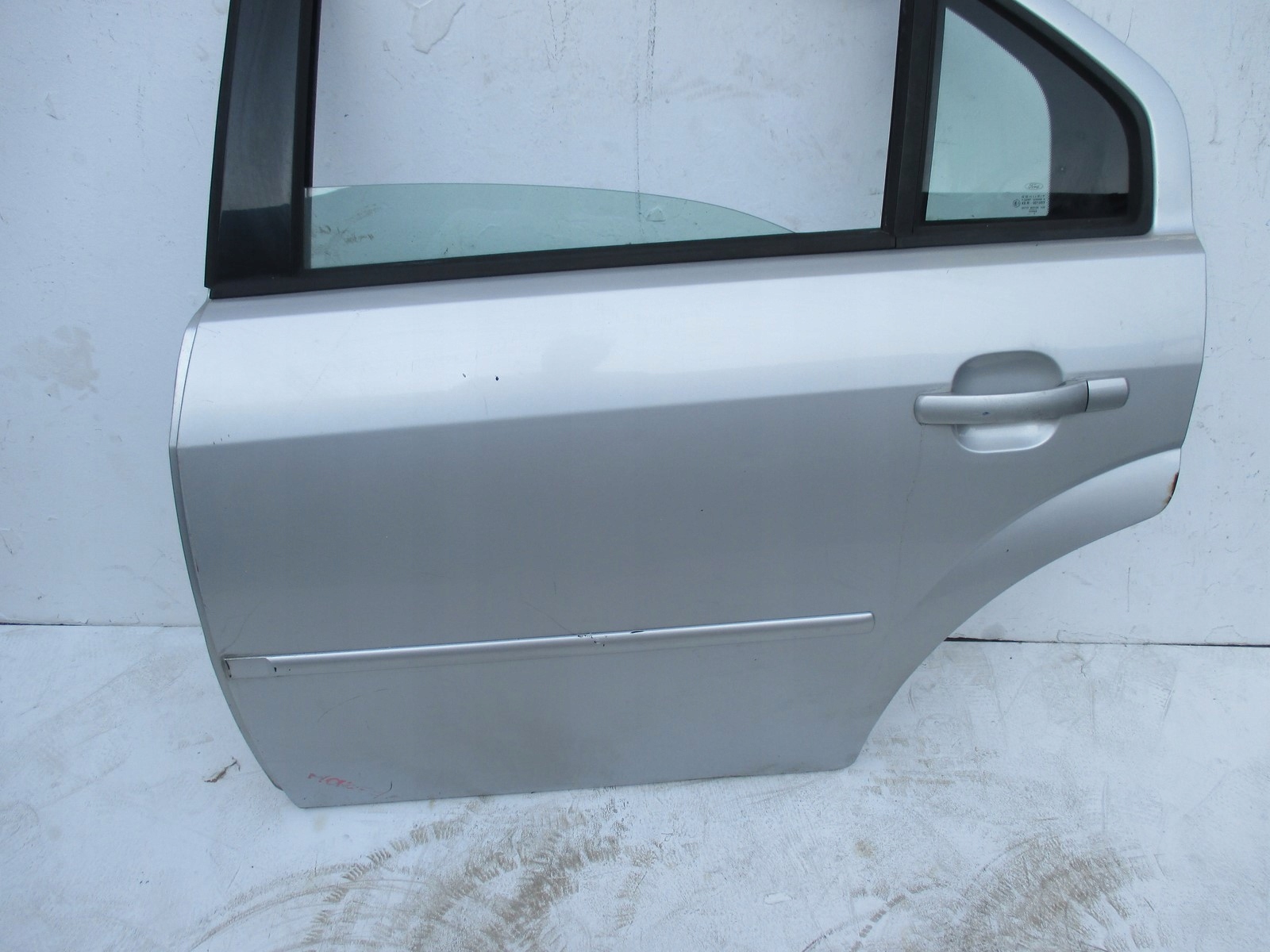 door left rear. FORD MONDEO MK3 HB