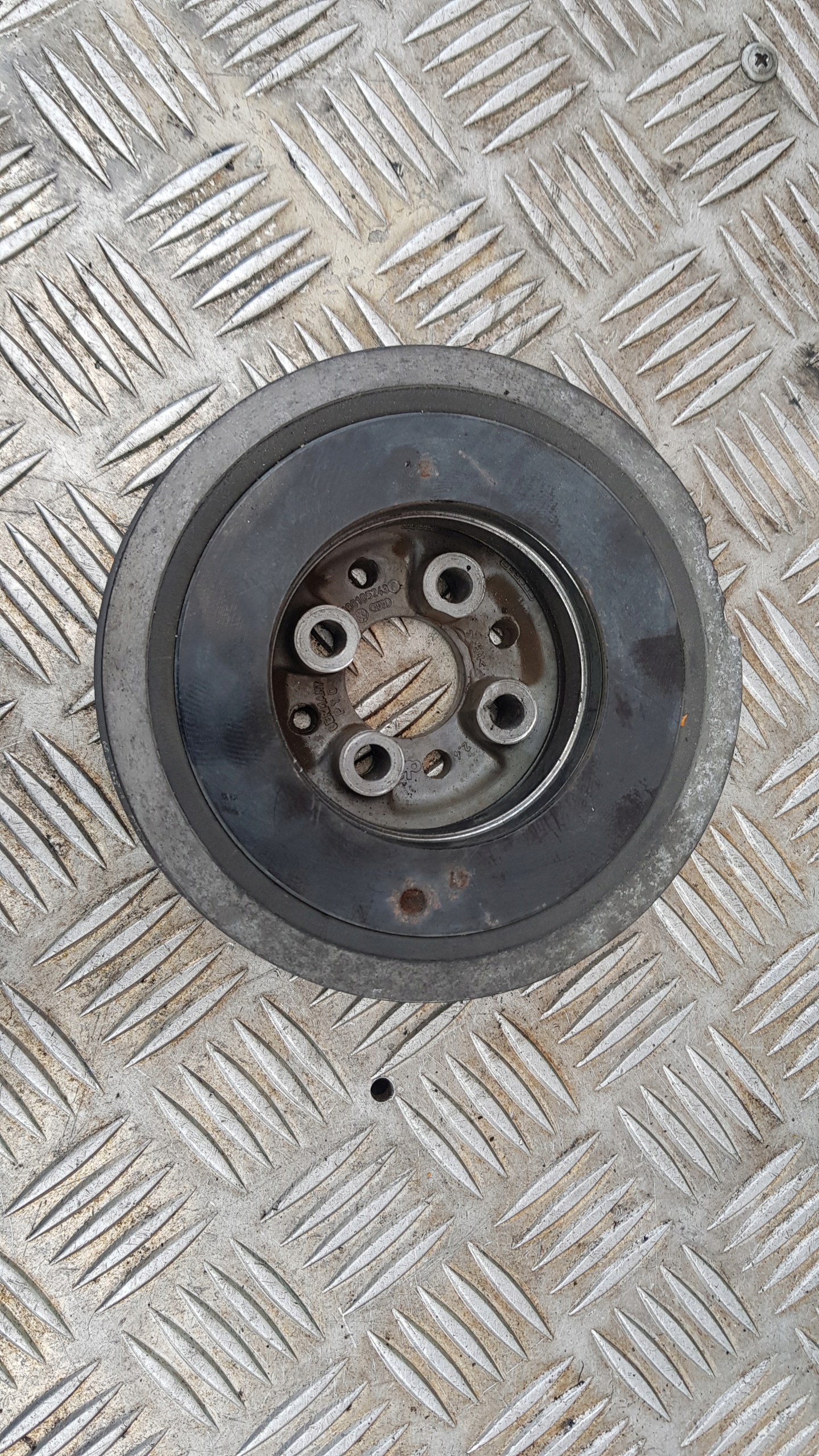 AUDI A4 B6 1.9 TDI AVF csigák WALU 038105243