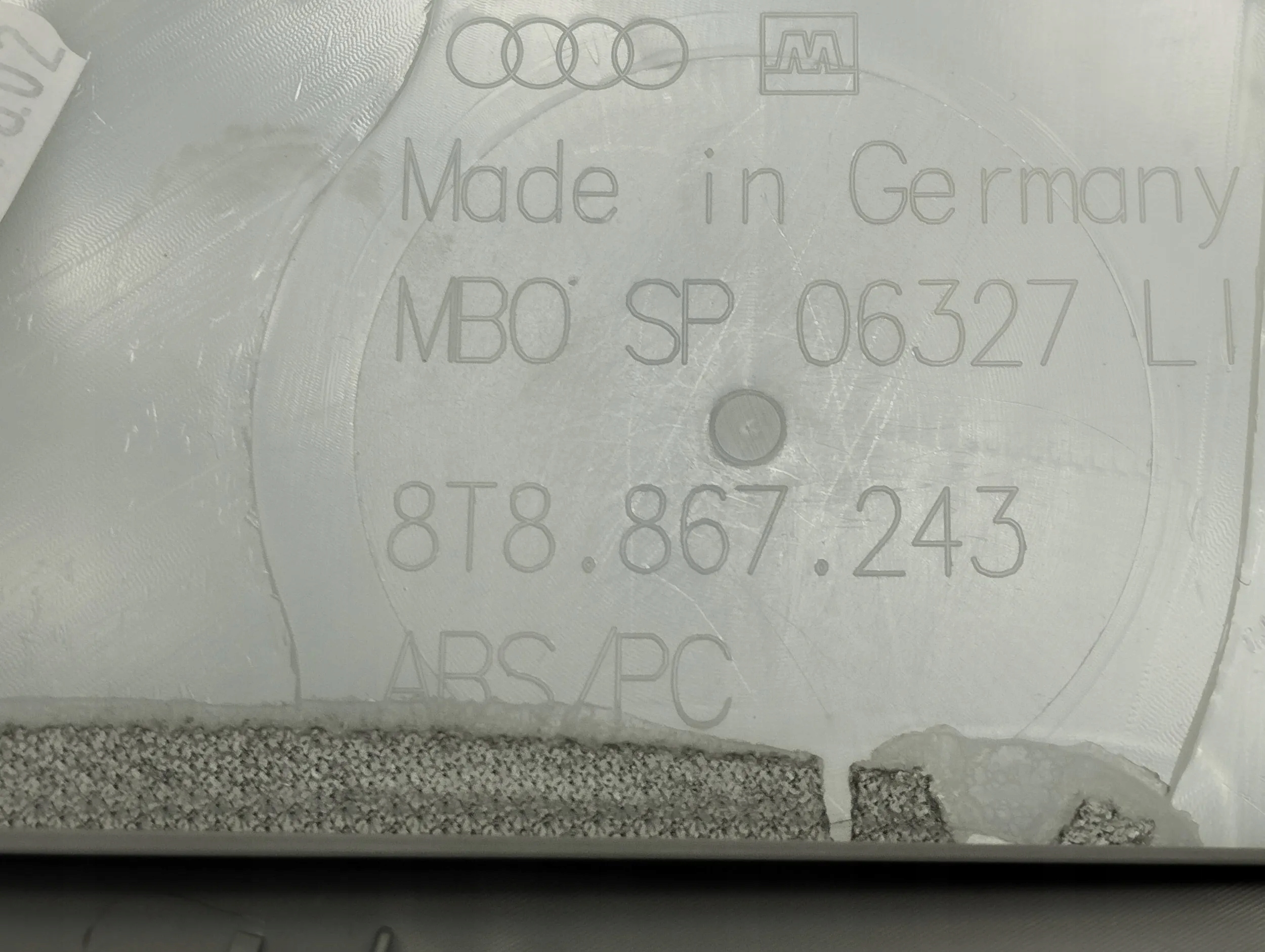 Audi A5 8T Blende Abdeckung SLUPKA 8T8867243