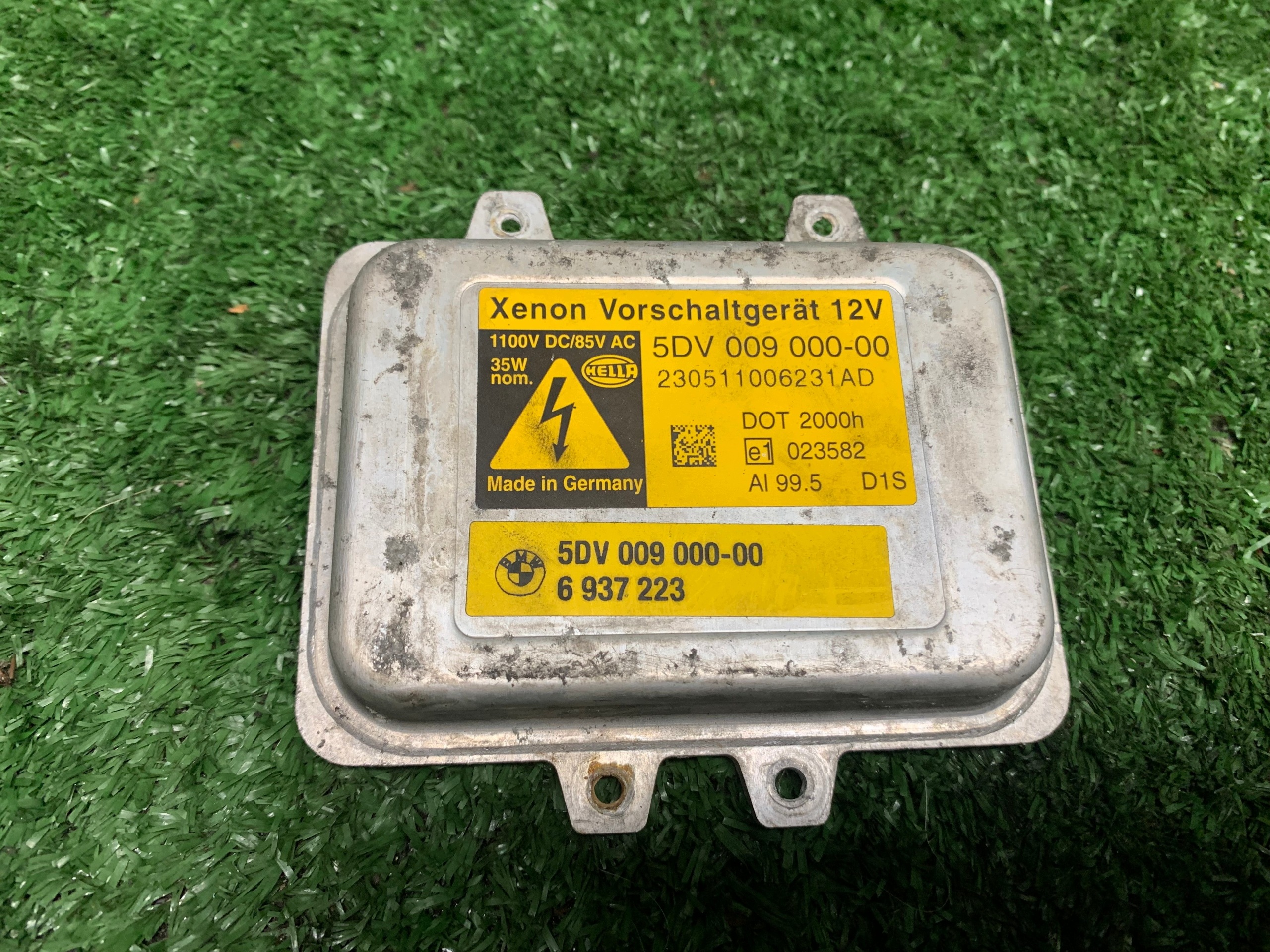 BMW E61 E65 vezérlőegység XENON 5DV009000-00