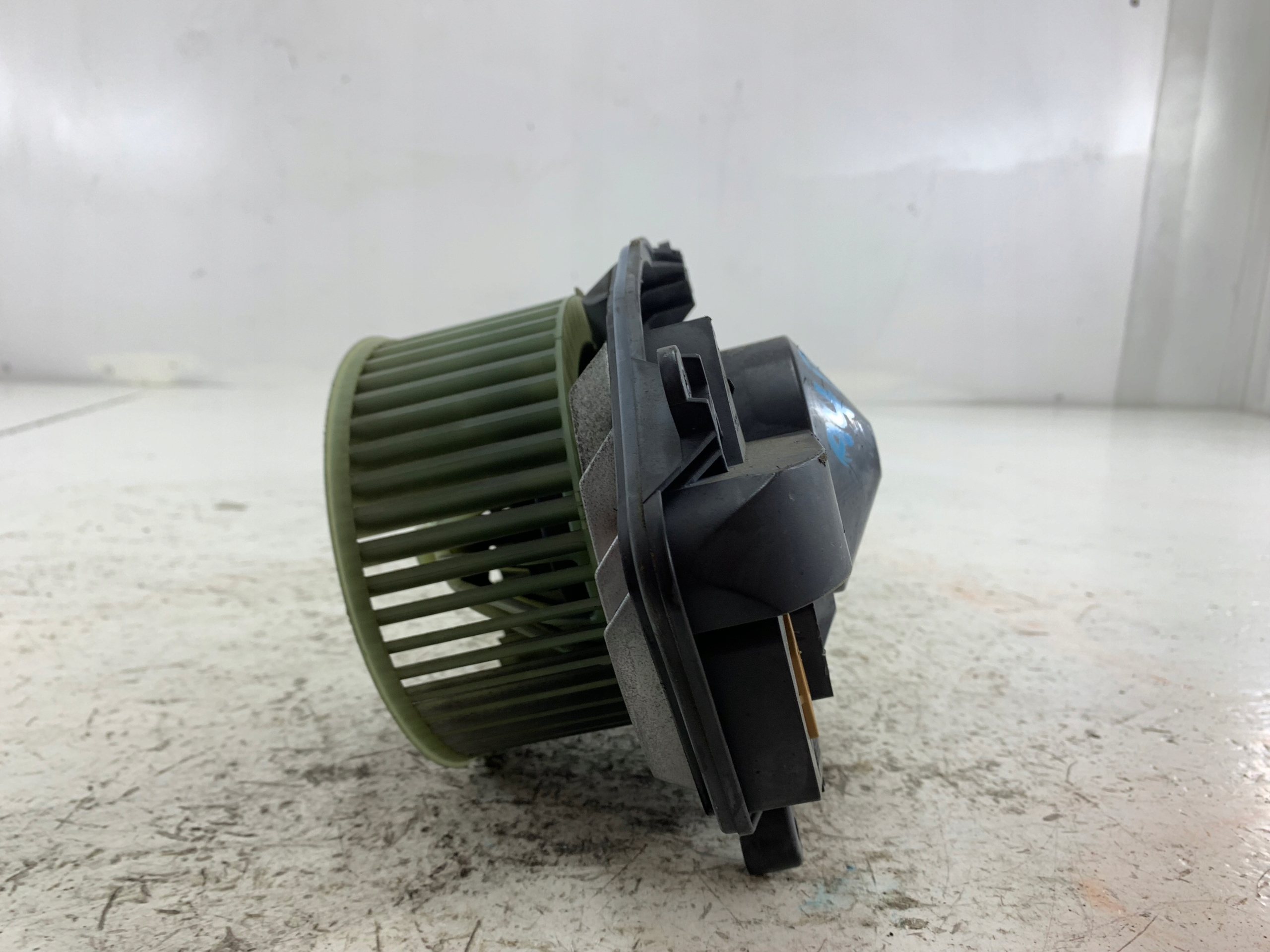 VW PASSAT B5 LIFT heating air conditioning devices 8D1820021 740221233F