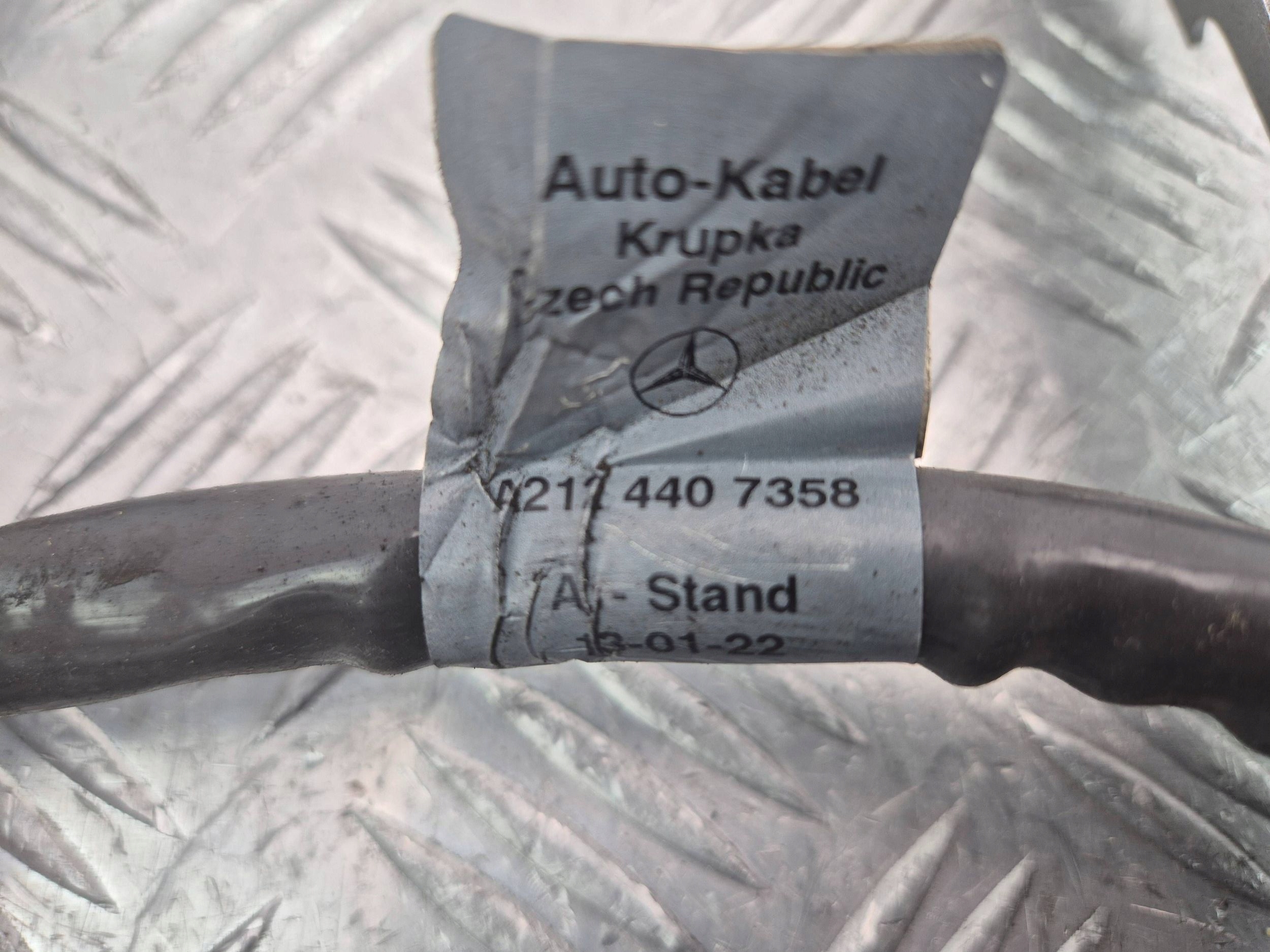 Mercedes E350 W212 bundle przewodow of the engine A2124407358
