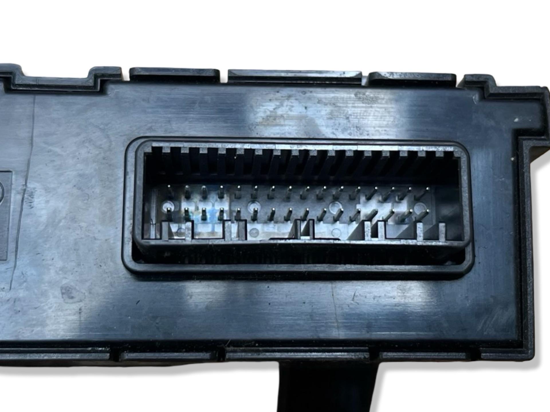 Schalter Hitzung Sitze Kia Optima 4 2015 84603-D4520BYF