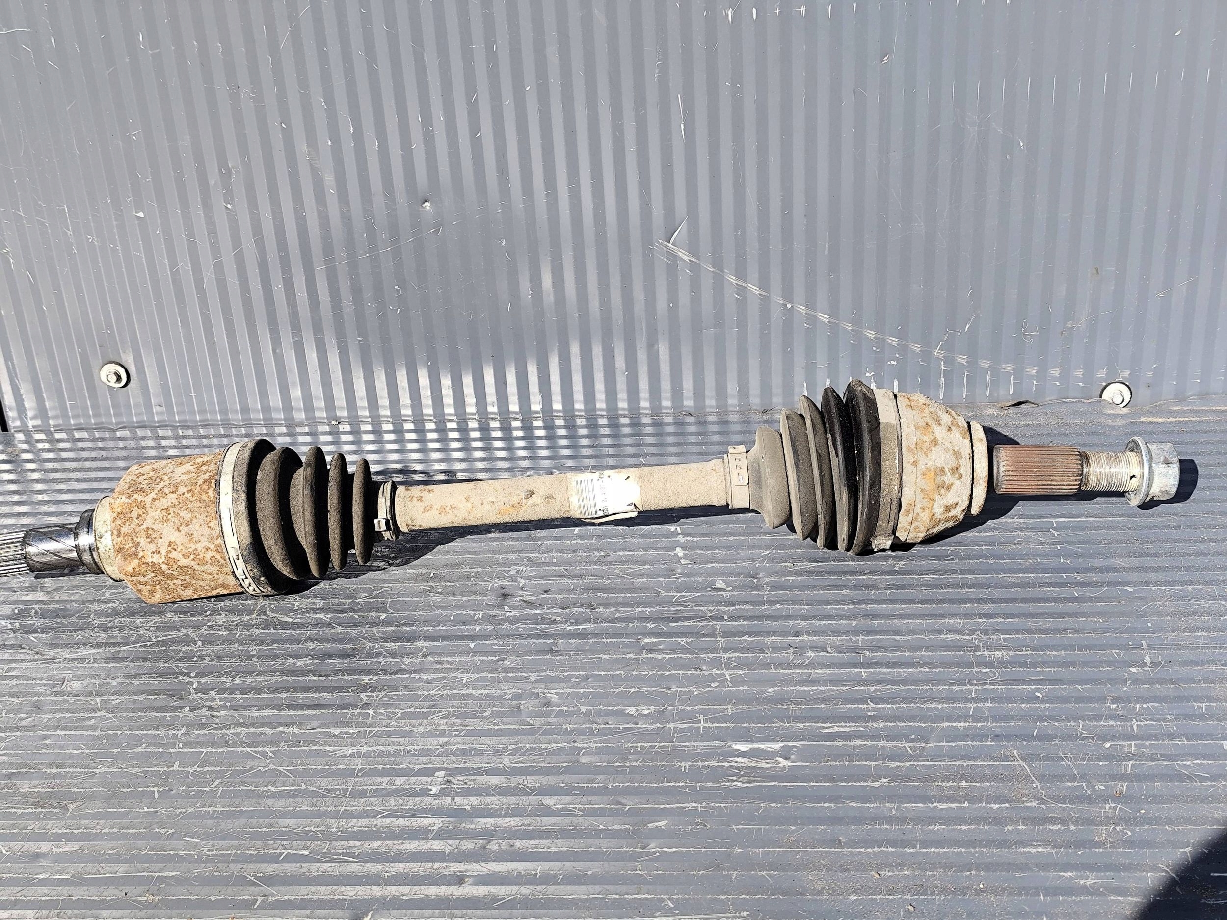 NISSAN JUKE and F15 1.5 DCI semi-axis left