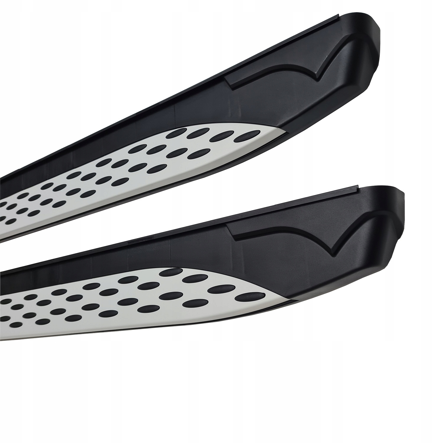 Stopnie boczne próg boki progi listwa progowa SUZUKI Vitara od 2015 EAN (GTIN) 5906800927316