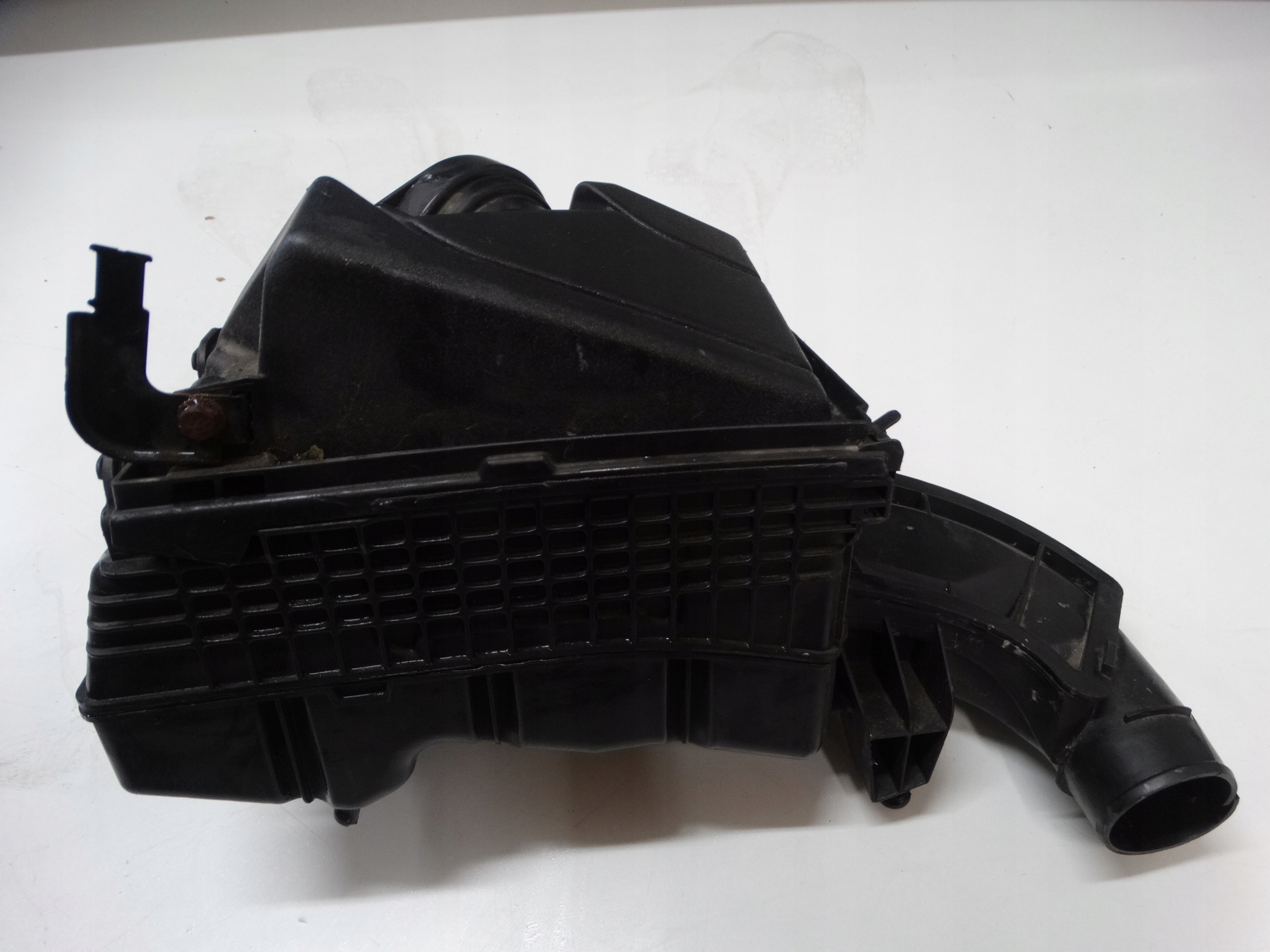 Gehäuse filter luft RENAULT LAGUNA III