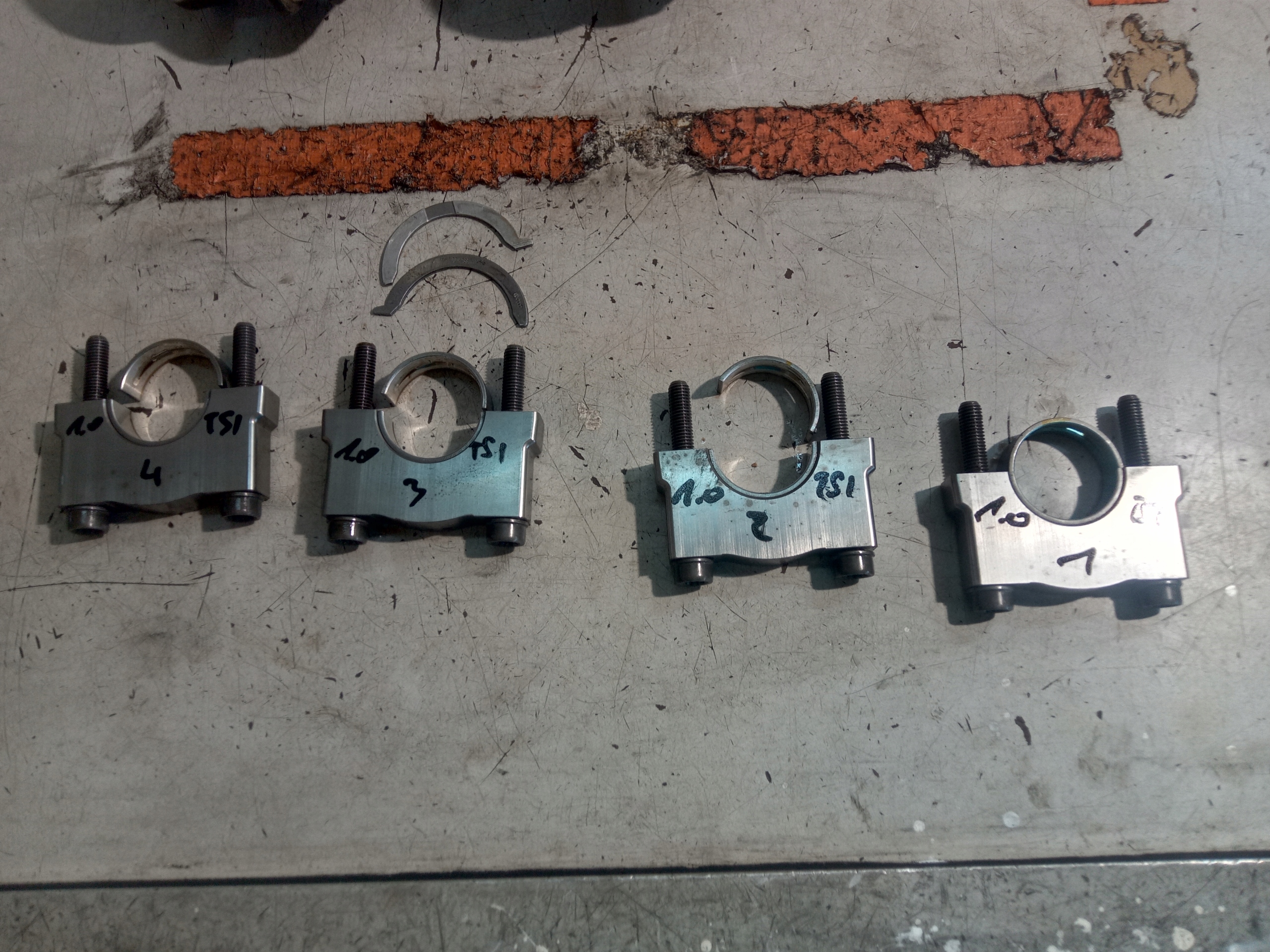 AUDI SEAT SKODA VW WAŁ KORBOWY 1.0 TSI DLA Numer katalogowy części 05CB