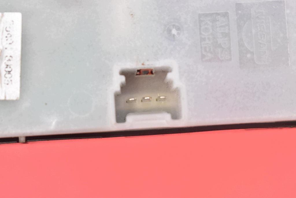 control panel of the window EU NISSAN ALTIMA 3 III L31 02-05
