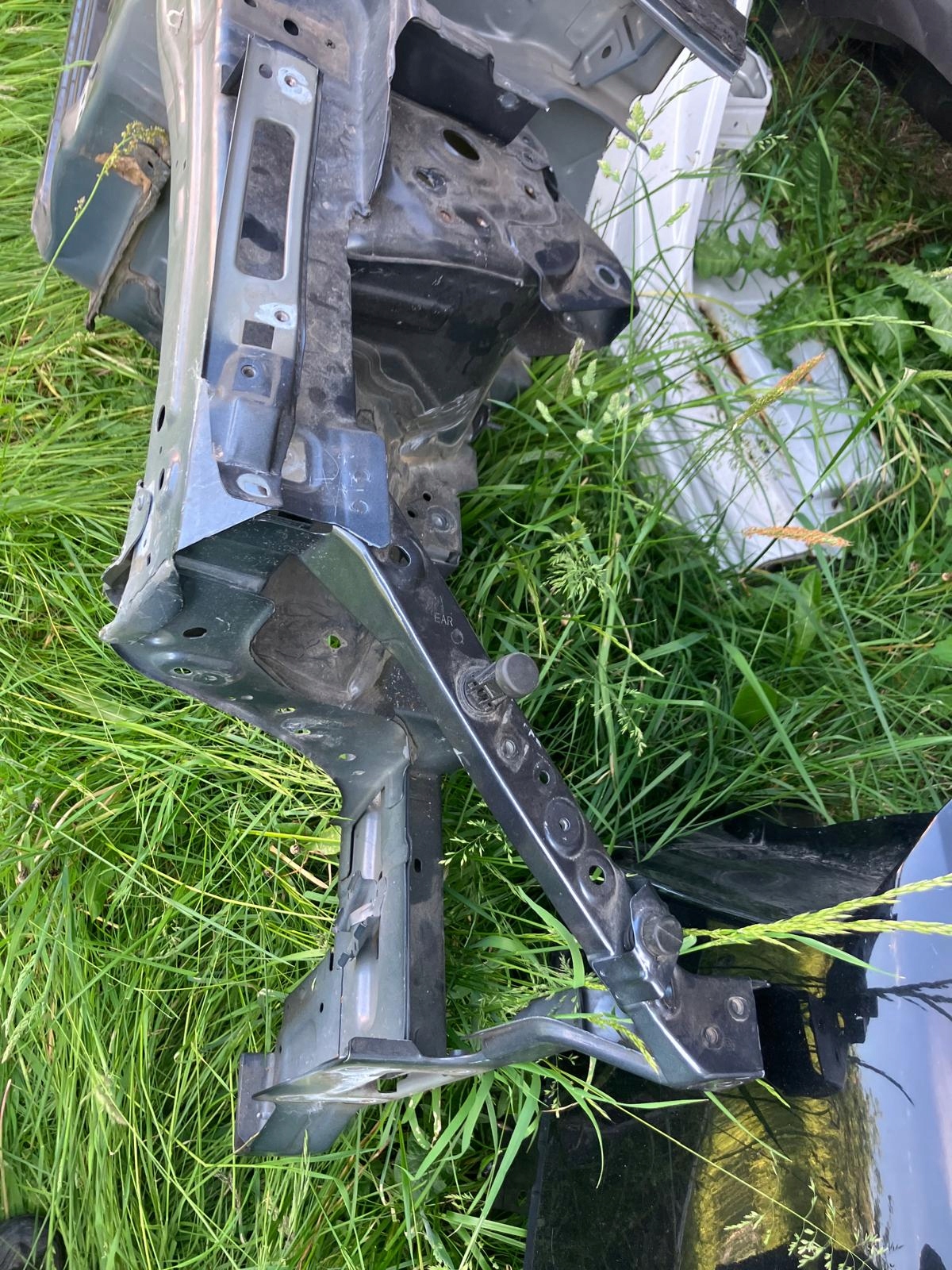 quarter right front threshold pillar RENAULT KADJAR