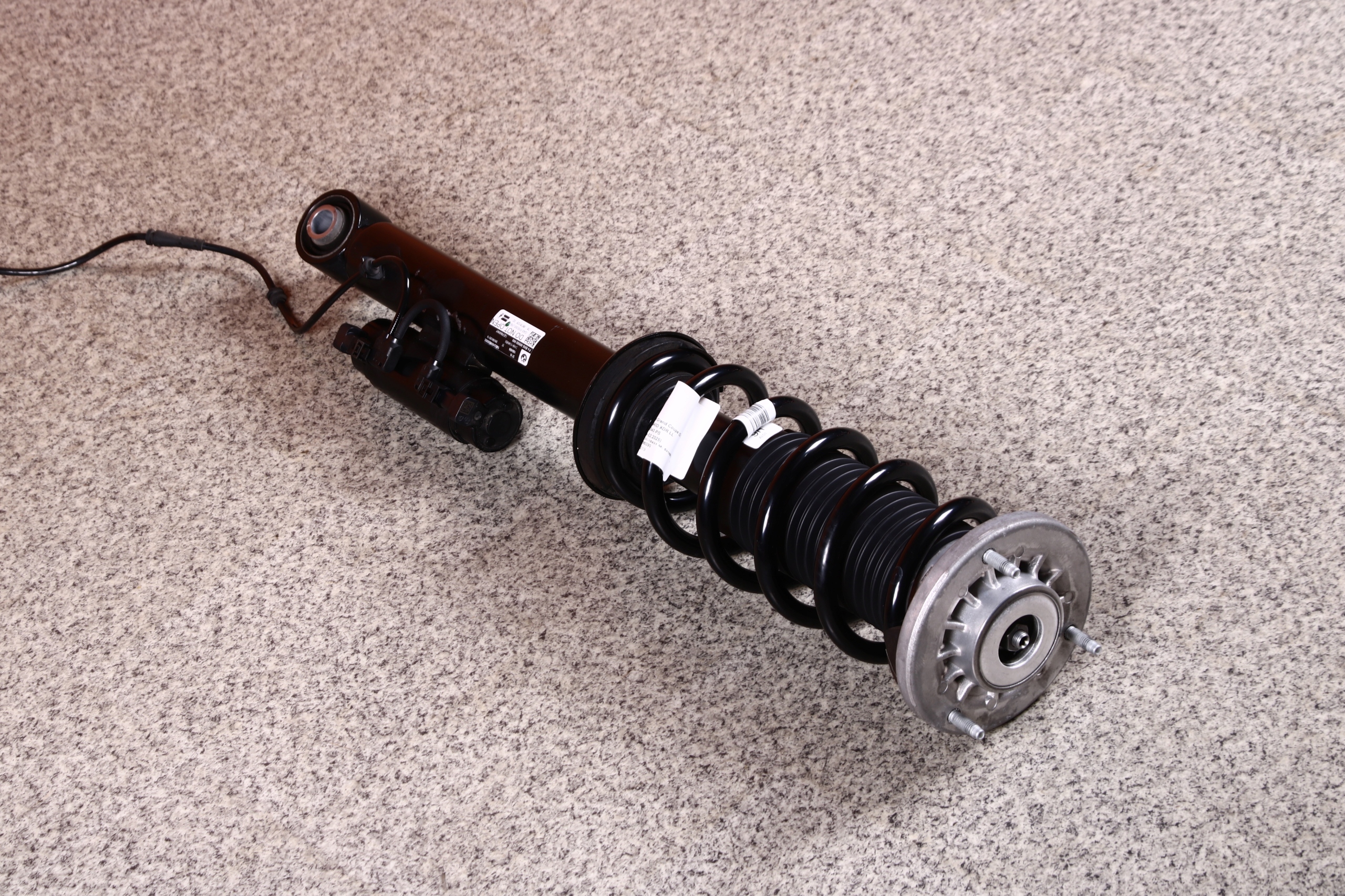 BMW 8 G16 shock absorber right rear part rear VDC 6878128