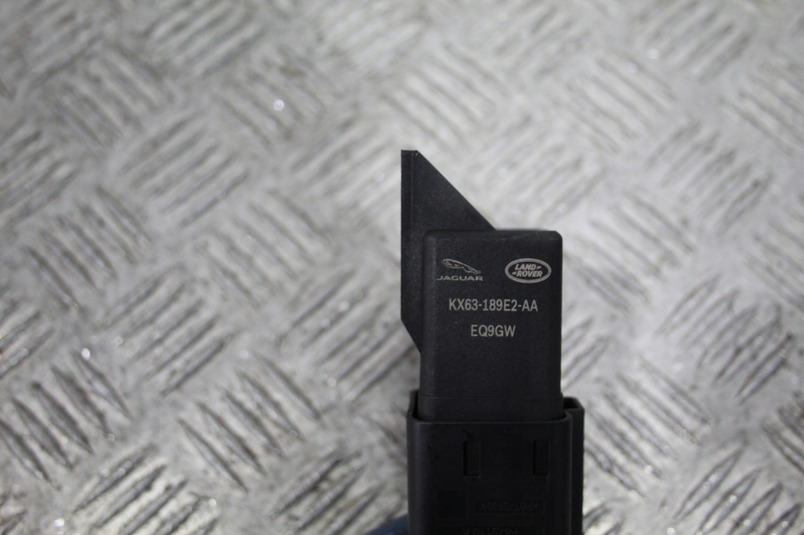 relay plugs ZAROWYCH EVOQUE II 2 L551