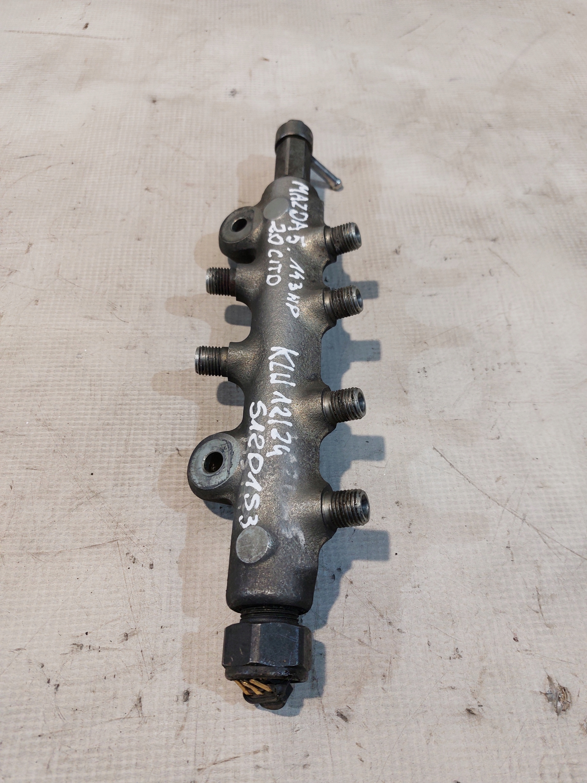 Rampe injection MAZDA 5 2.0CITD