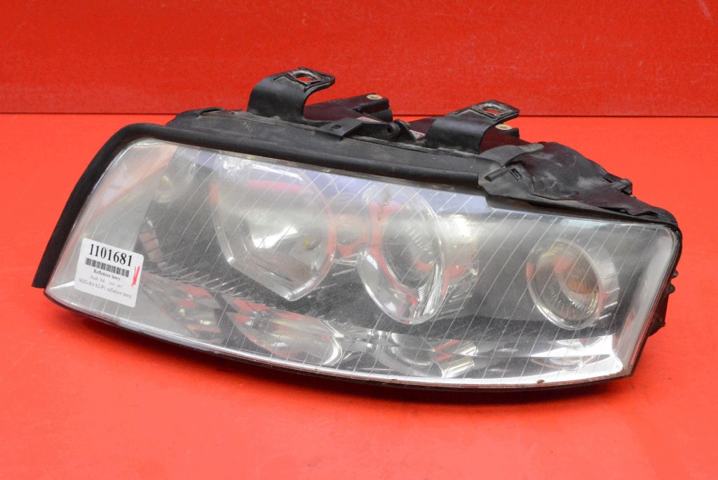REFLEKTOR left light front lens EU 8E0941029C AUDI A4 B6 00-05