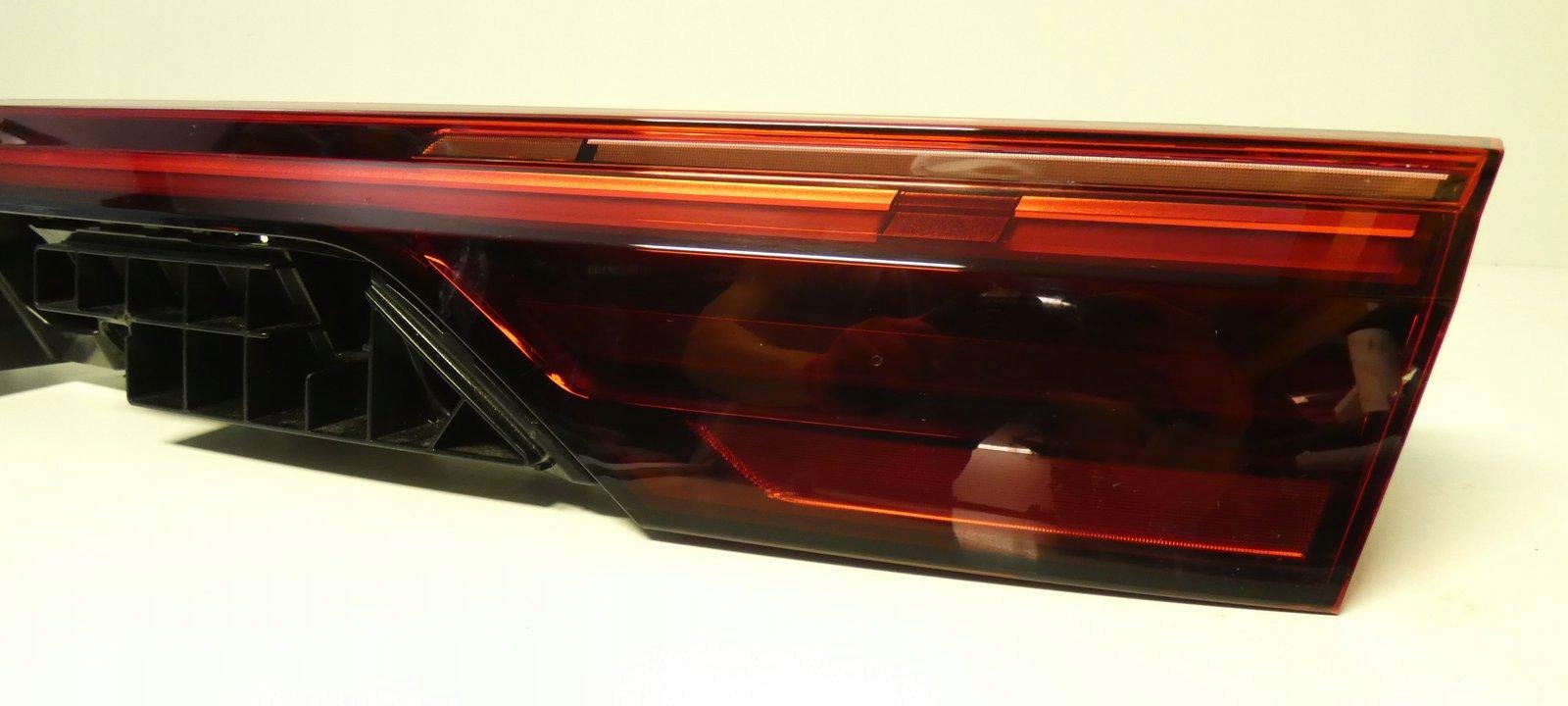 AUDI Q8 LIFT 4M8945095BE 2023- cap light rear LED