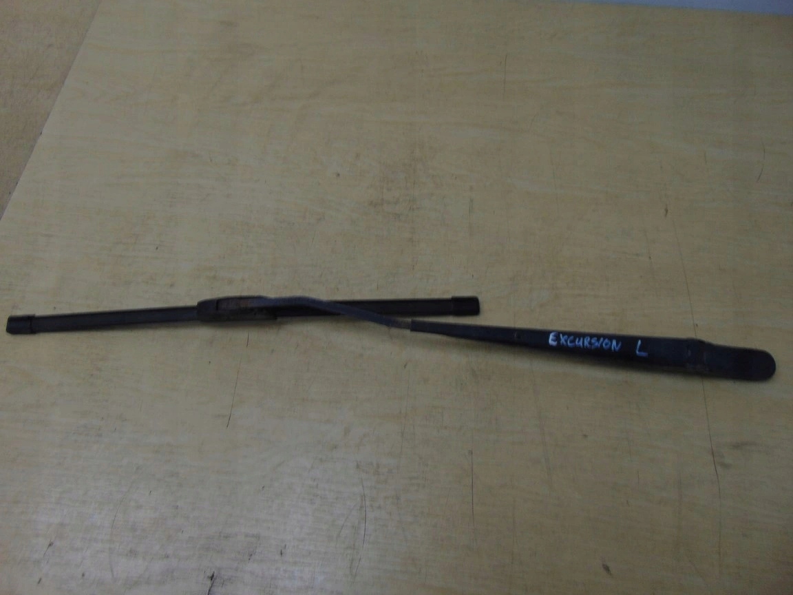 СТЕКЛООЧИСТИТЕЛЬ РЫЧАГ СТЕКЛООЧИСТИТЕЛЯ ЛЕВЫЙ FORD ESCURSION