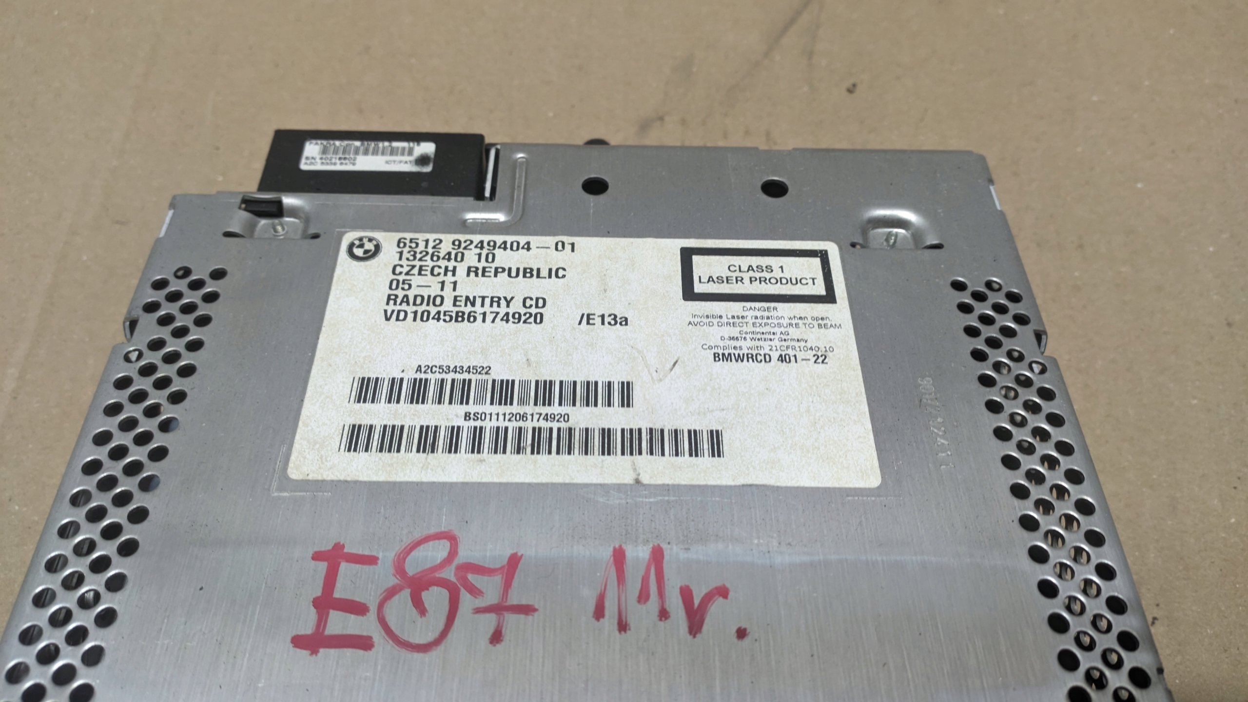 BMW E87 2.0D 11R RADIO CD 9249404