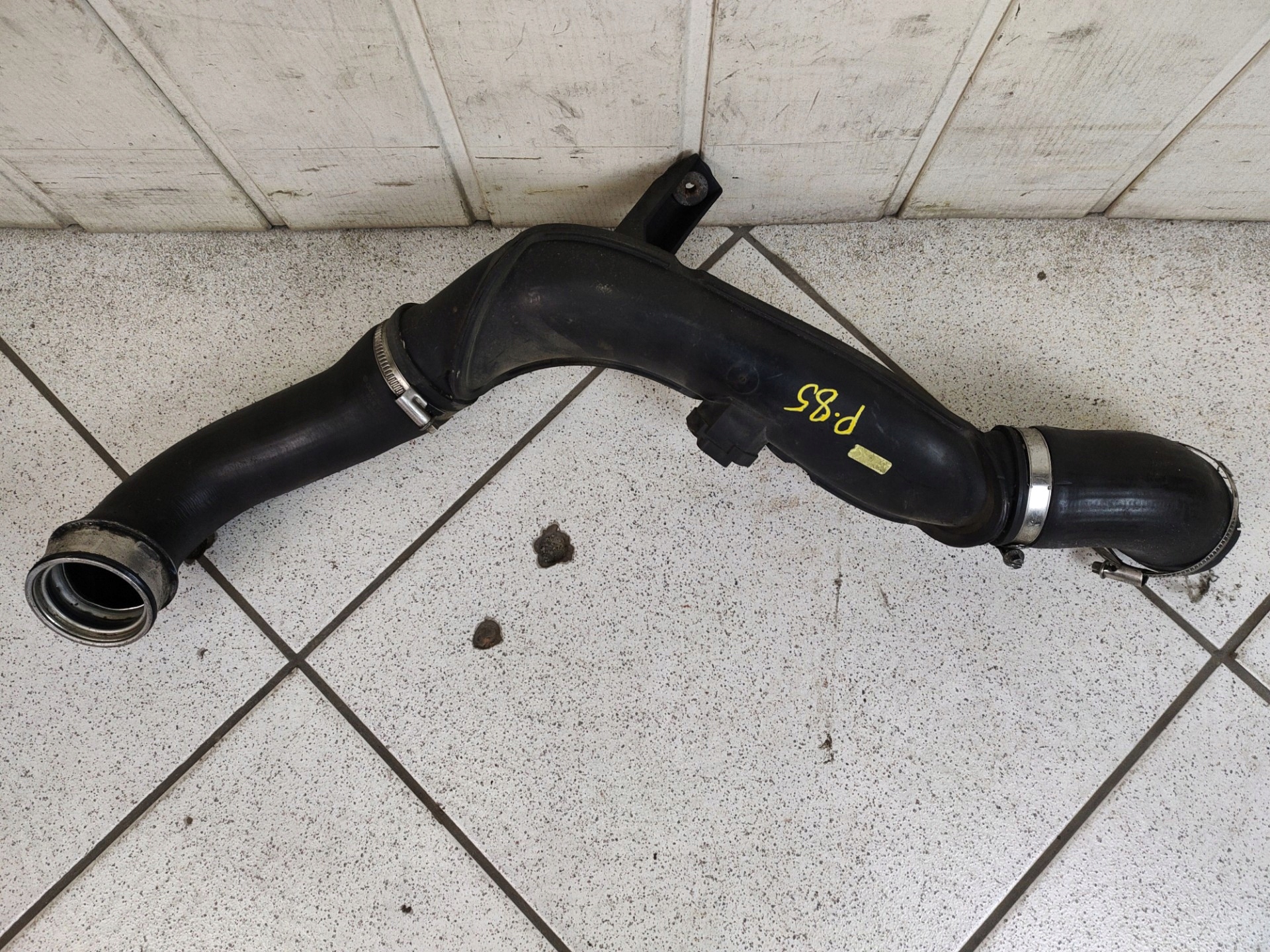 rohr intercooler Volkswagen Passat CC 2009 038906051D