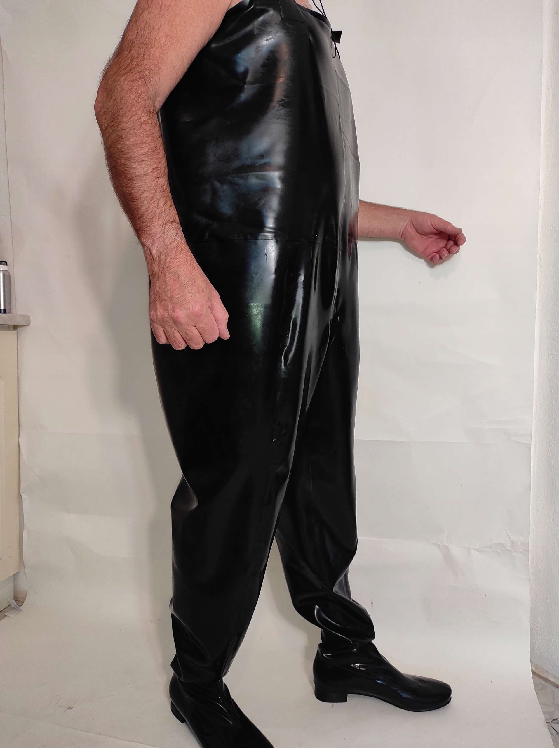 Vodárny na ramenních popruzích, silný latex 0,8 mm velikost 45 Polský výrobce