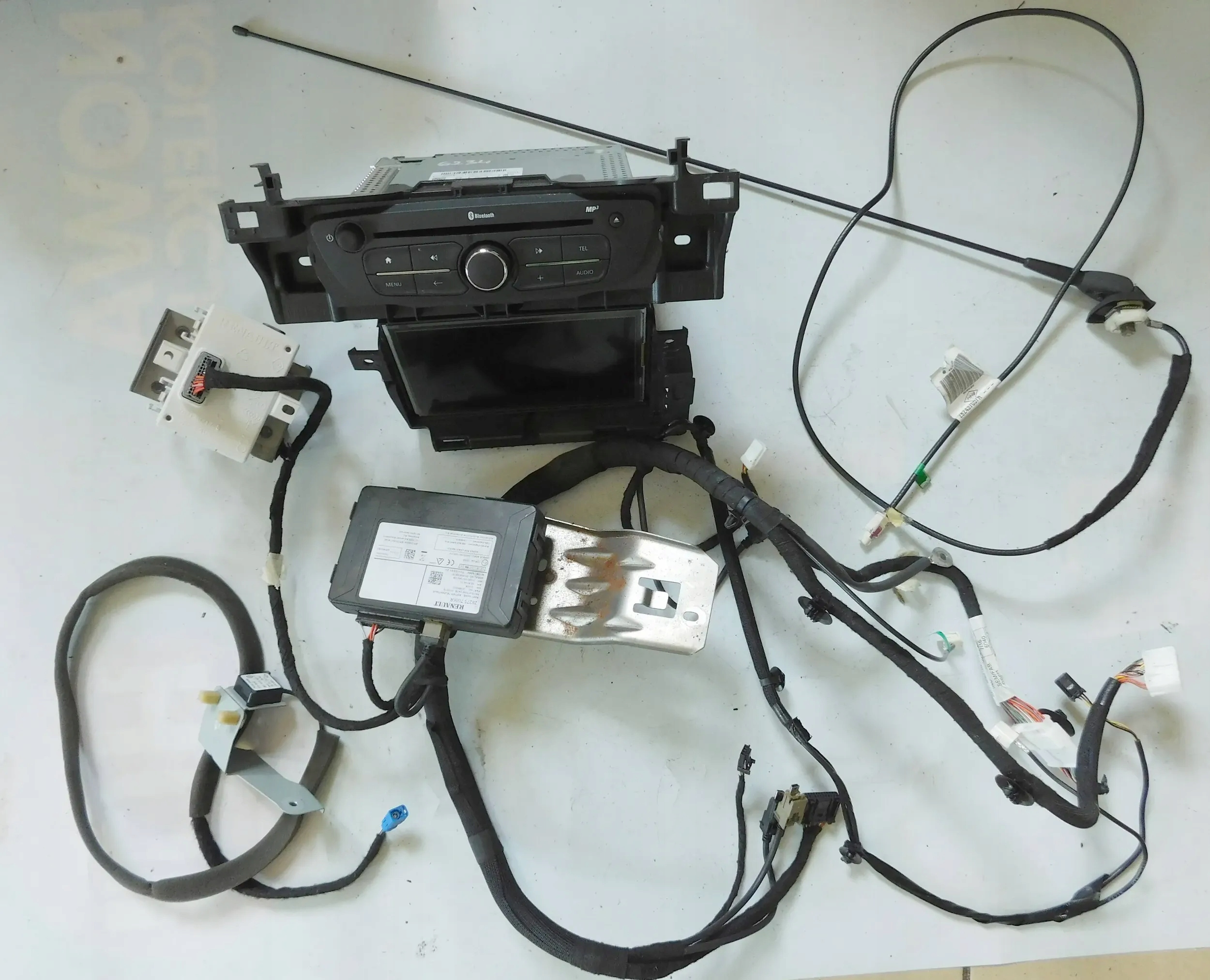 Antenas Para Carros RENAULT KANGOO TETTO Antenna + Base EUR 19,54