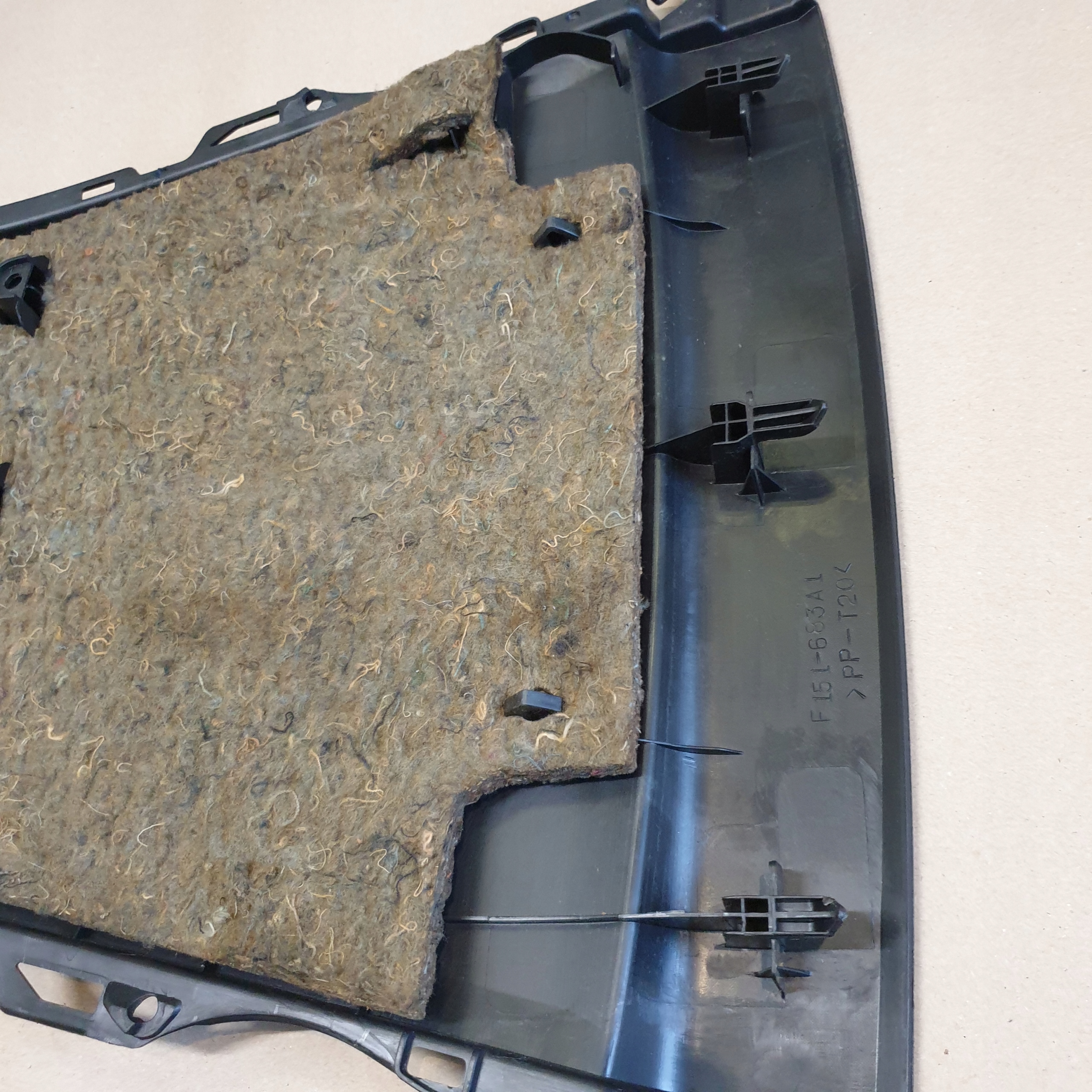 Abdeckung Blende Abdeckung Gehäuse POLKI hinten MAZDA RX8 RX-8 OE