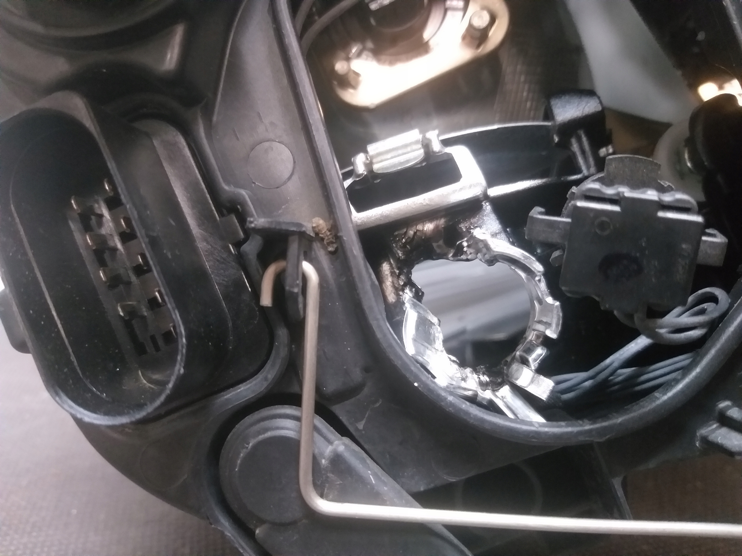 LICHT VORNE LINKS AUDI Q2 81A941003