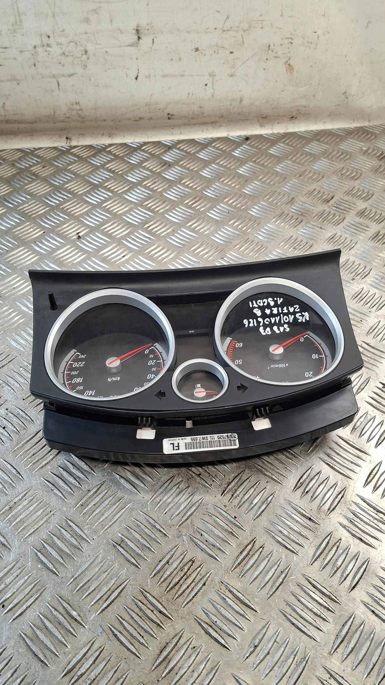 dials dials OPEL ZAFIRA B 1.9CDTI