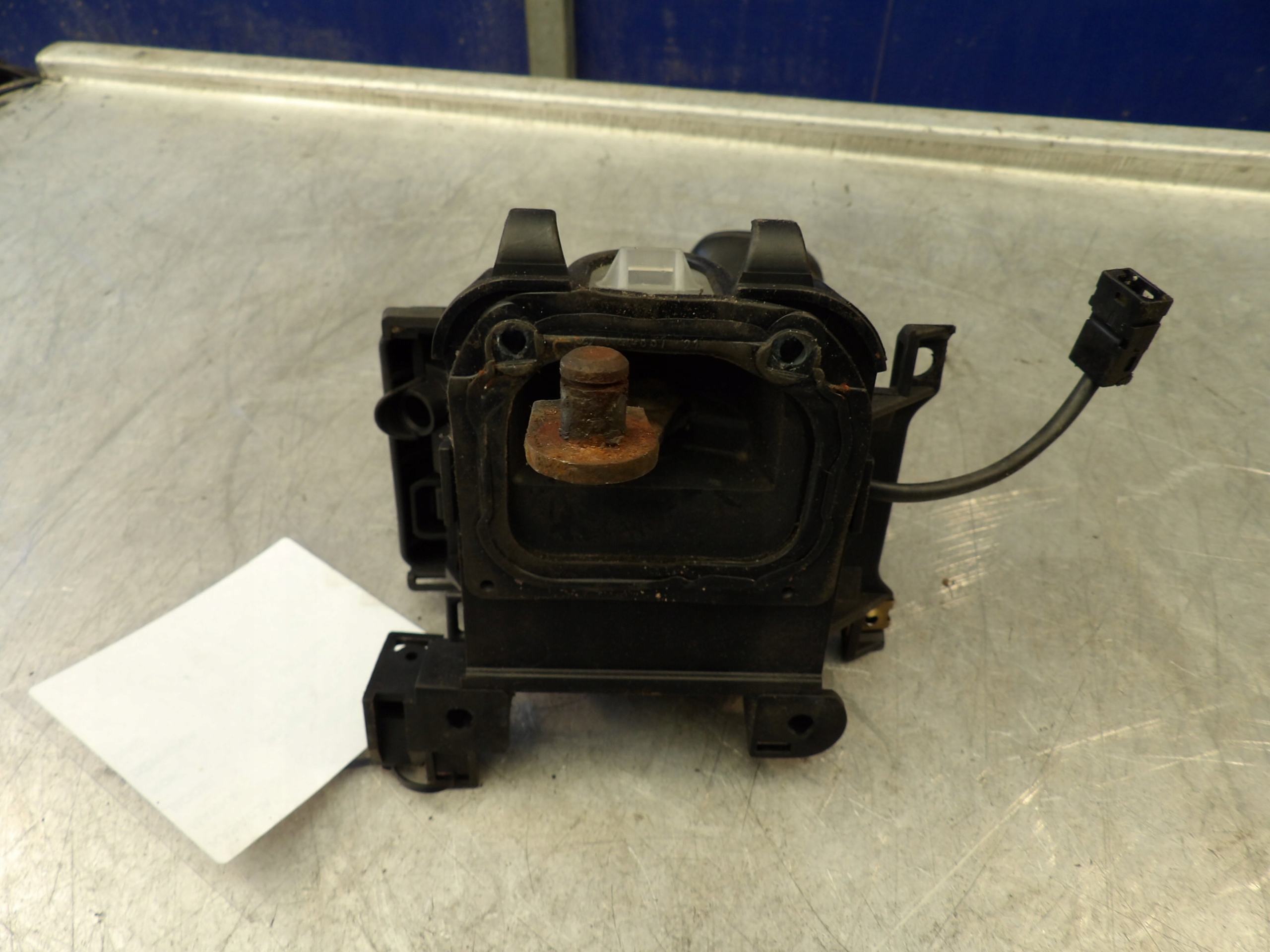 Lewarek biegow Mercedes 124 4Matic 3 0B 1242670437 Gearbox type Automatic
