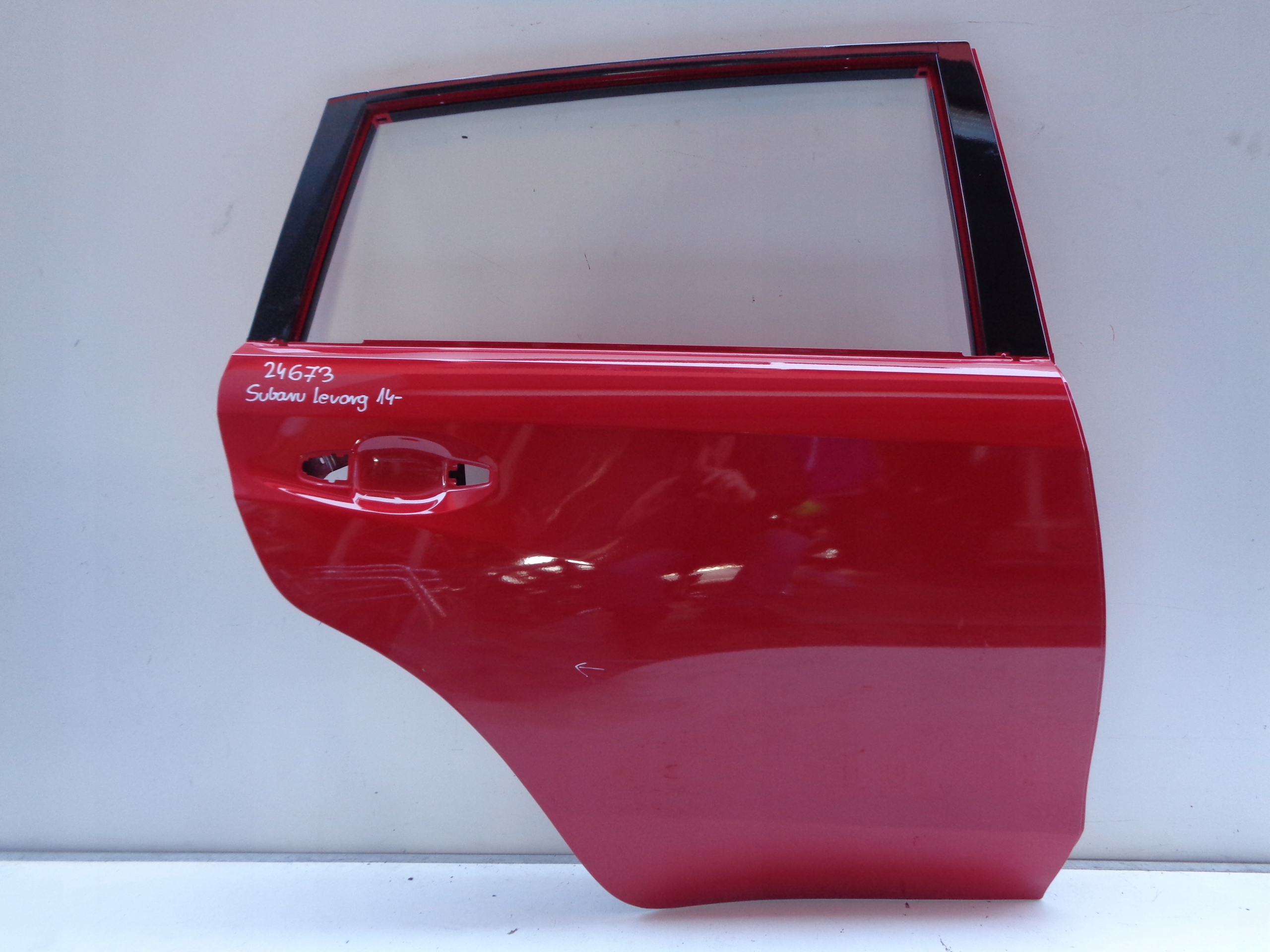 door right rear. SUBARU LEVORG 14- NR 24673