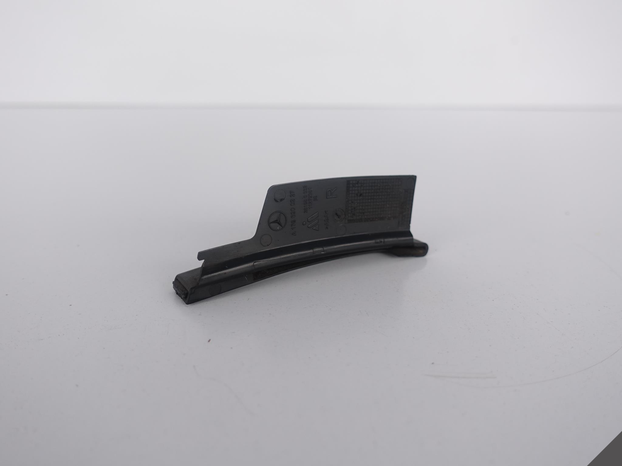 MERCEDES A W176 AMG moulding cap rear part right