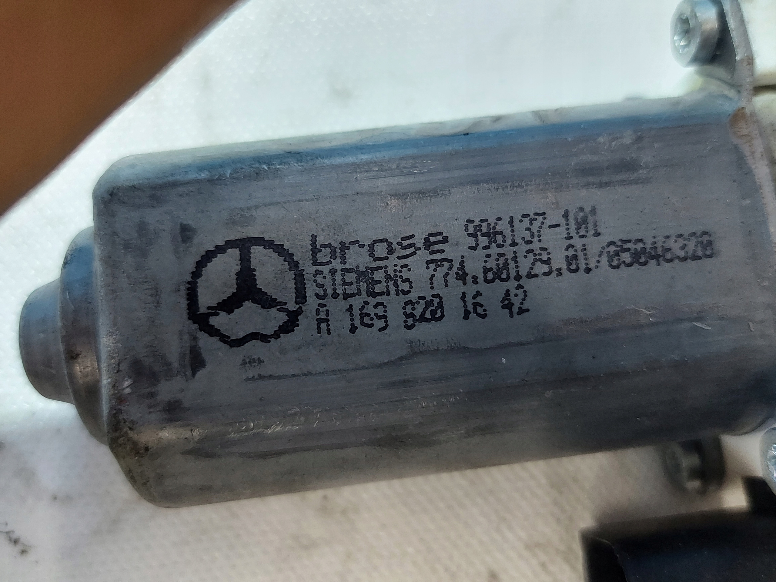 engine lifting windows MERCEDES B KLASA 996137101 right front