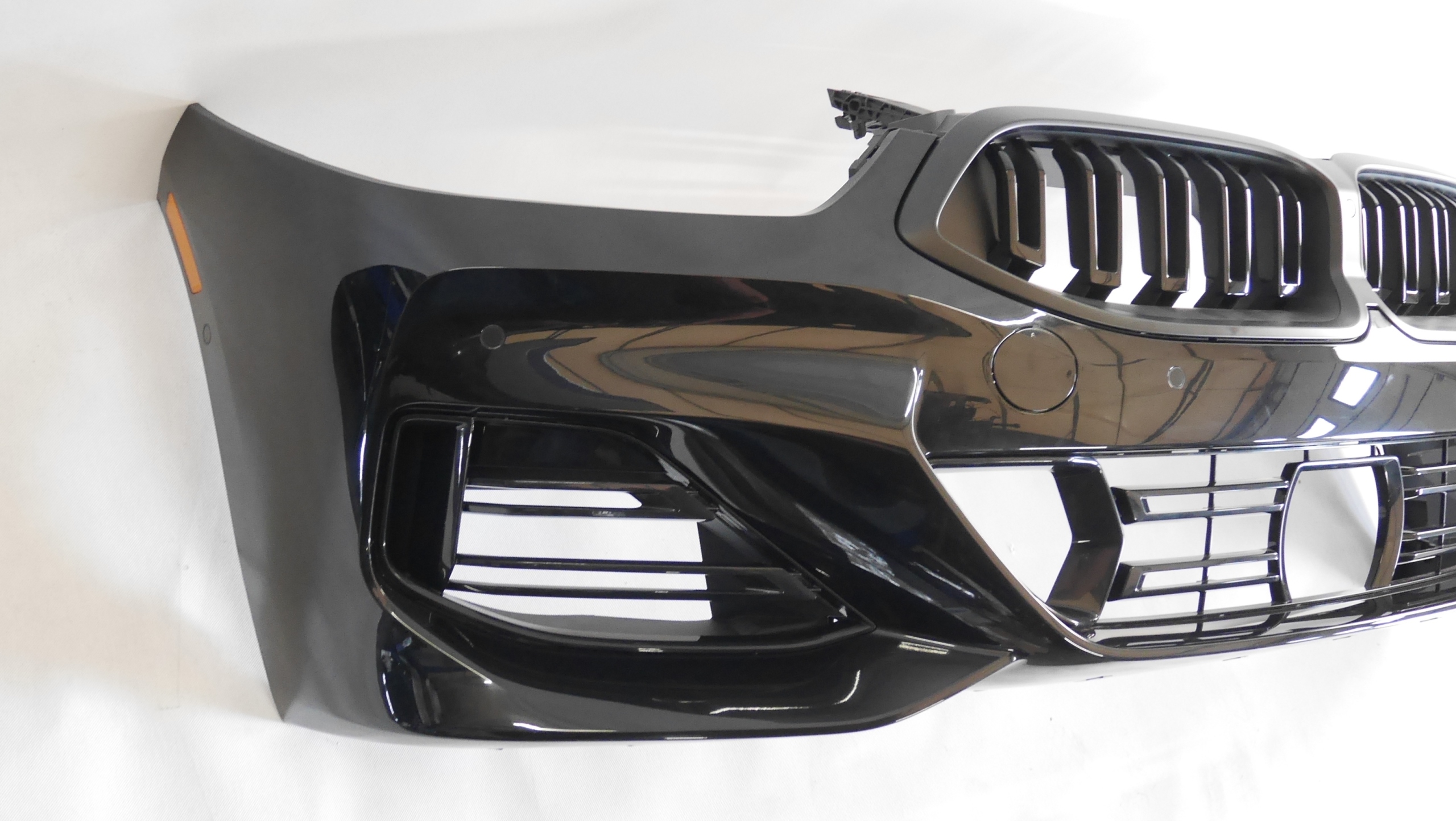 BMW 8 G14 G15 G16 LCI ZDERZAK KOMPLETNY M-PAKIET GRILL PRZÓD IDEALNY USA Typ samochodu Samochody osobowe